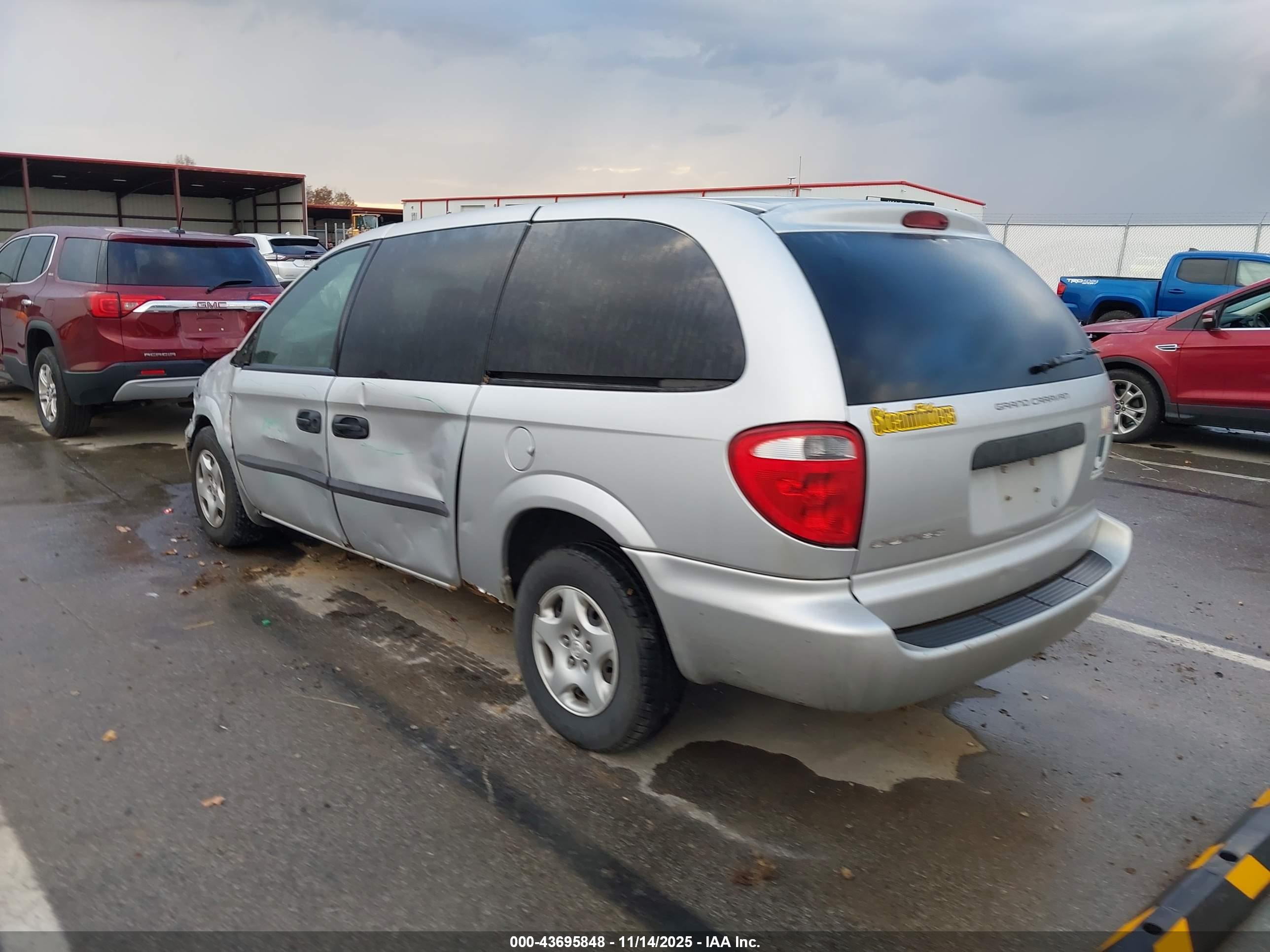 DODGE GRAND image 3