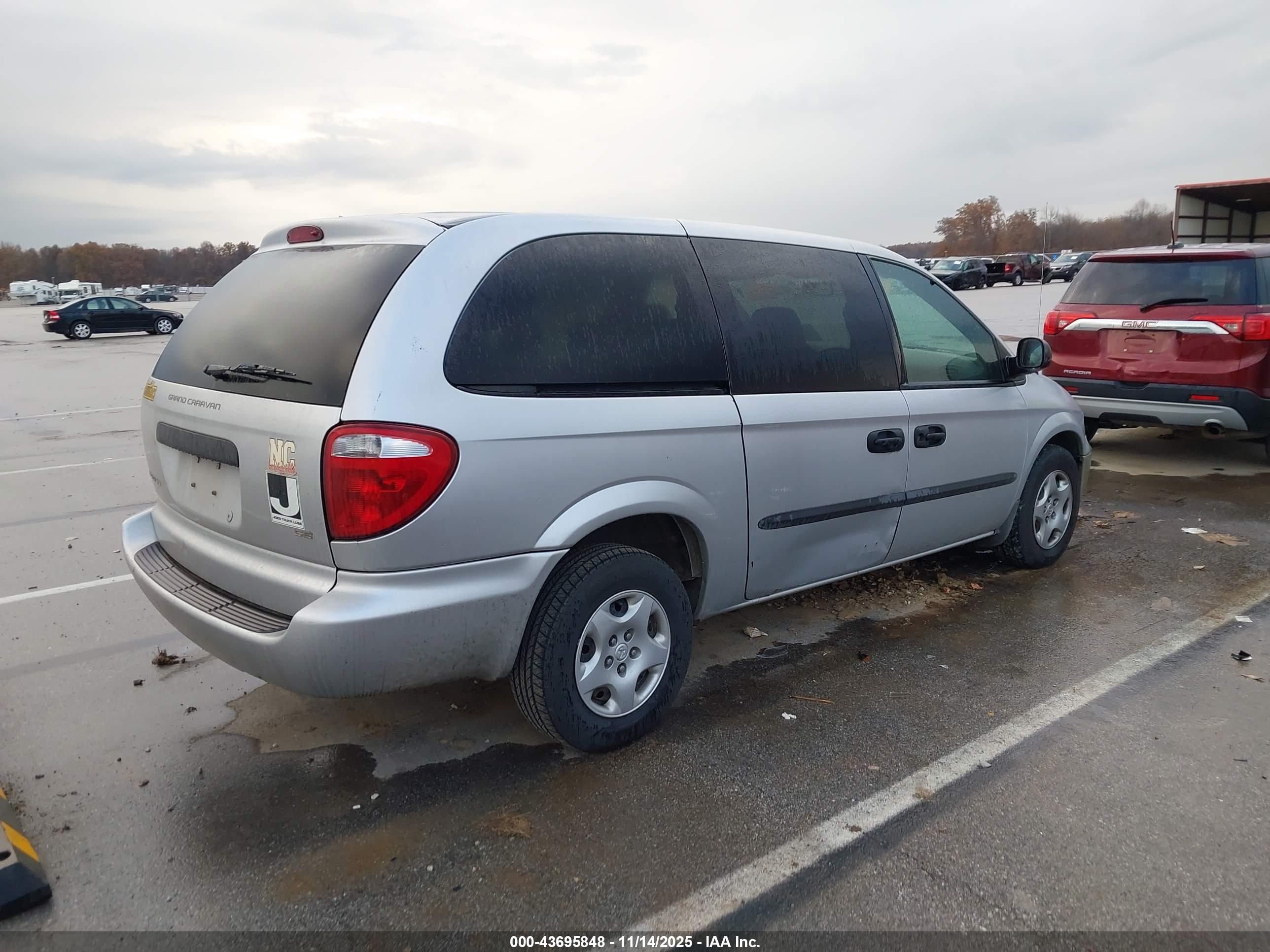 DODGE GRAND image 4