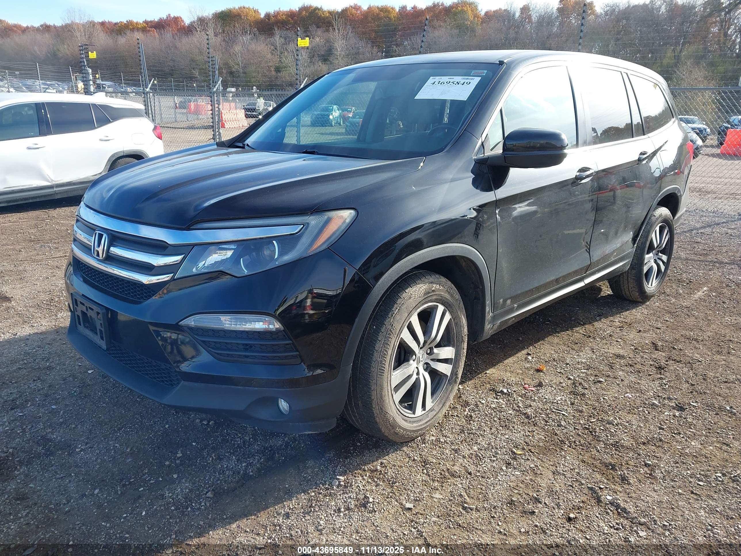 HONDA PILOT image 2