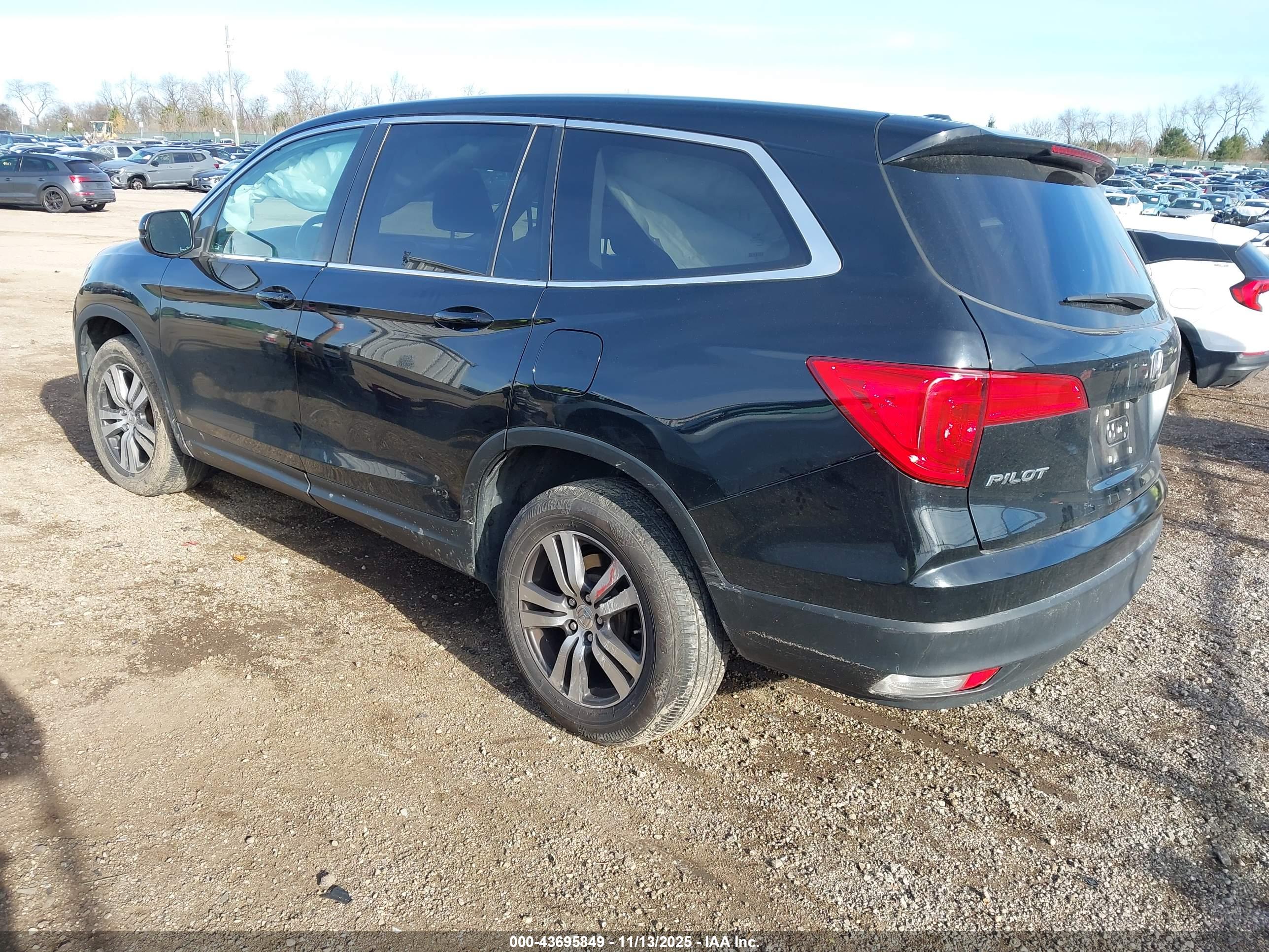 HONDA PILOT image 3