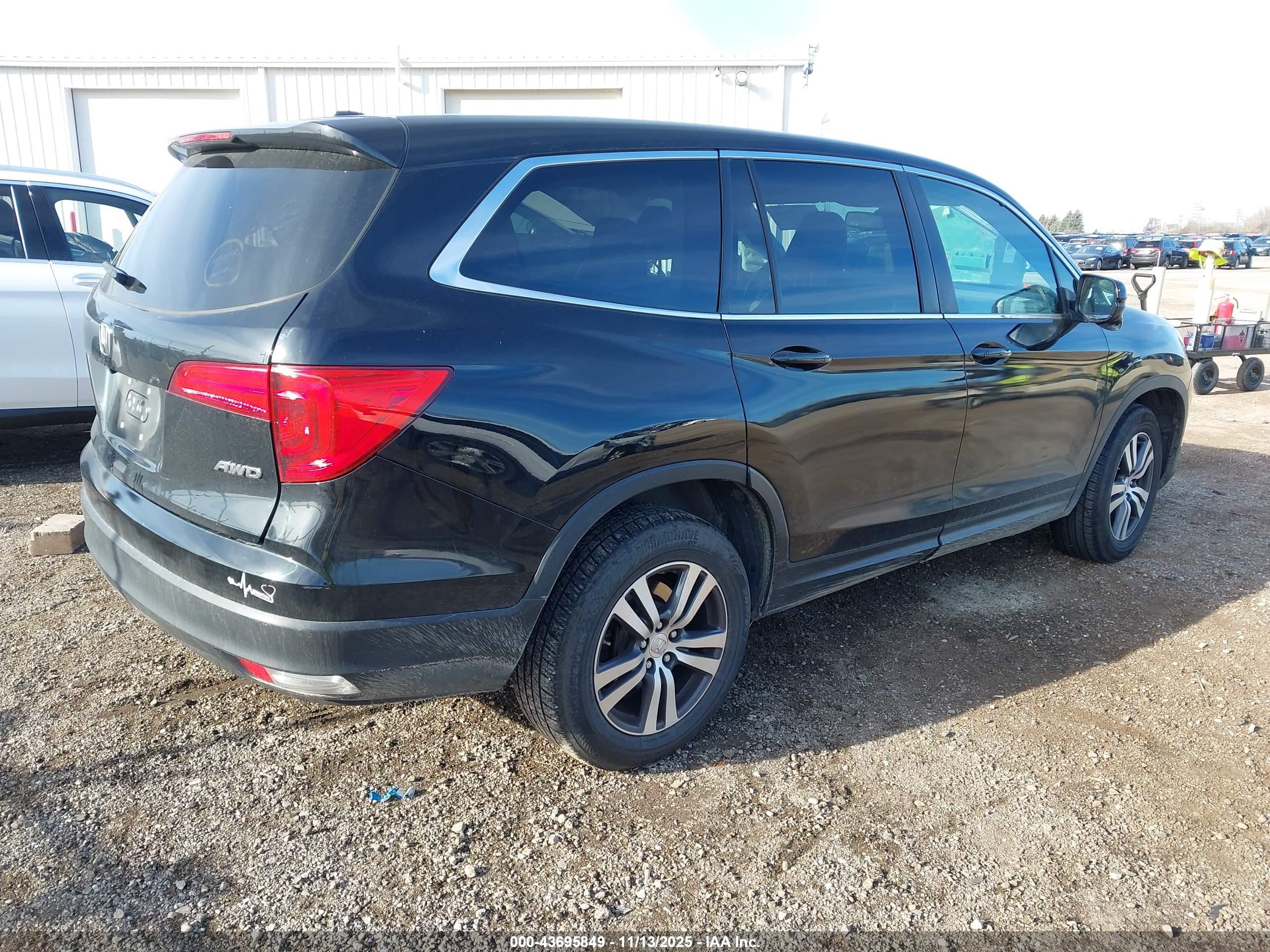 HONDA PILOT image 4
