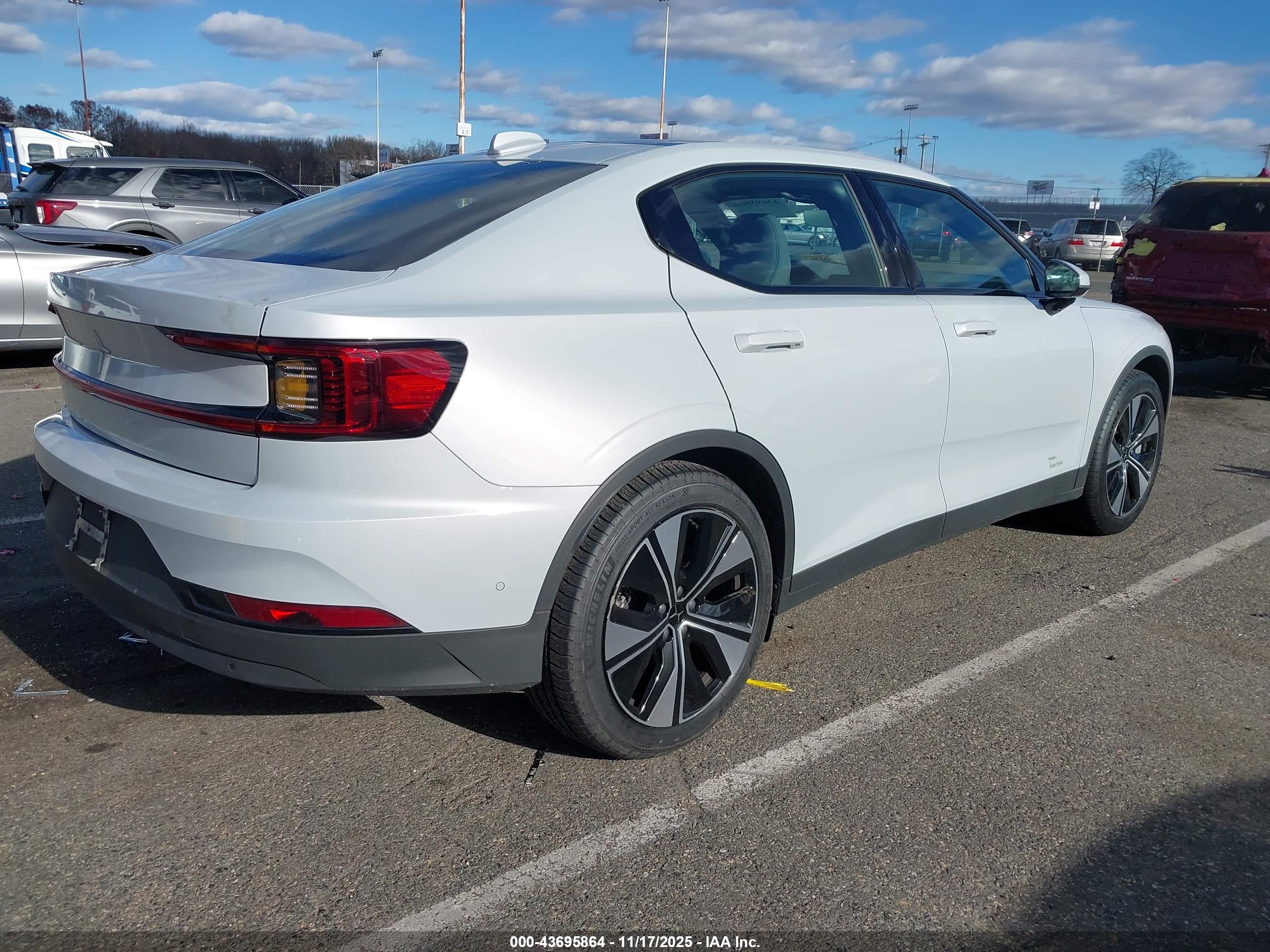 POLESTAR 2 image 4