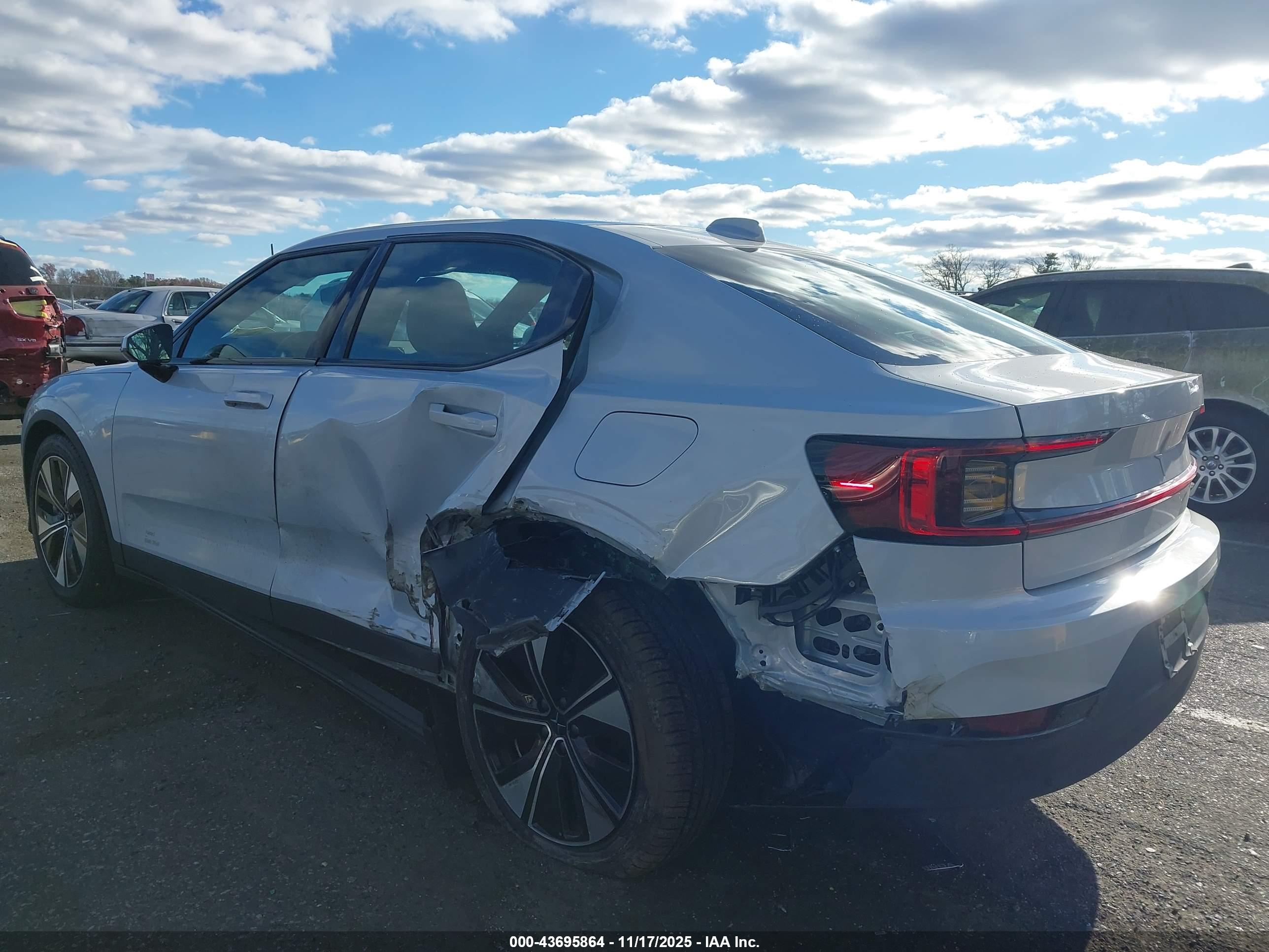 POLESTAR 2 image 6