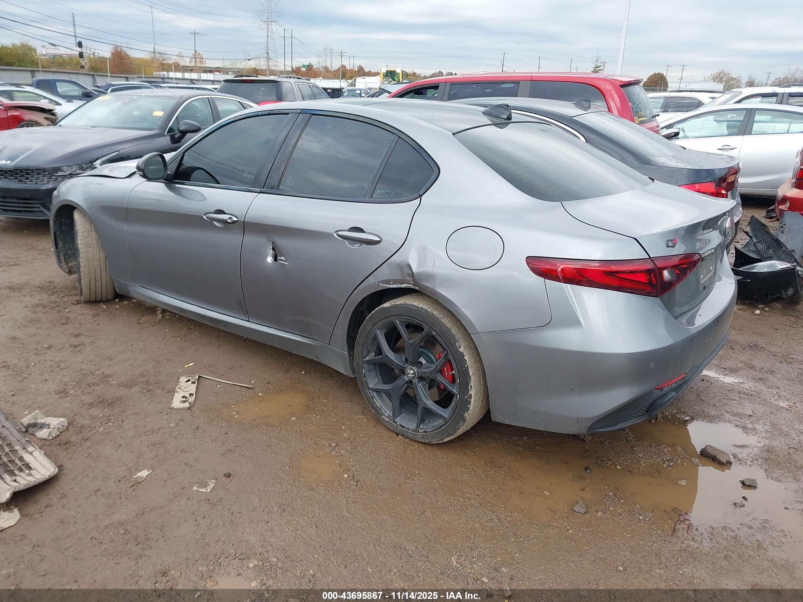 ALFA ROMEO image 3