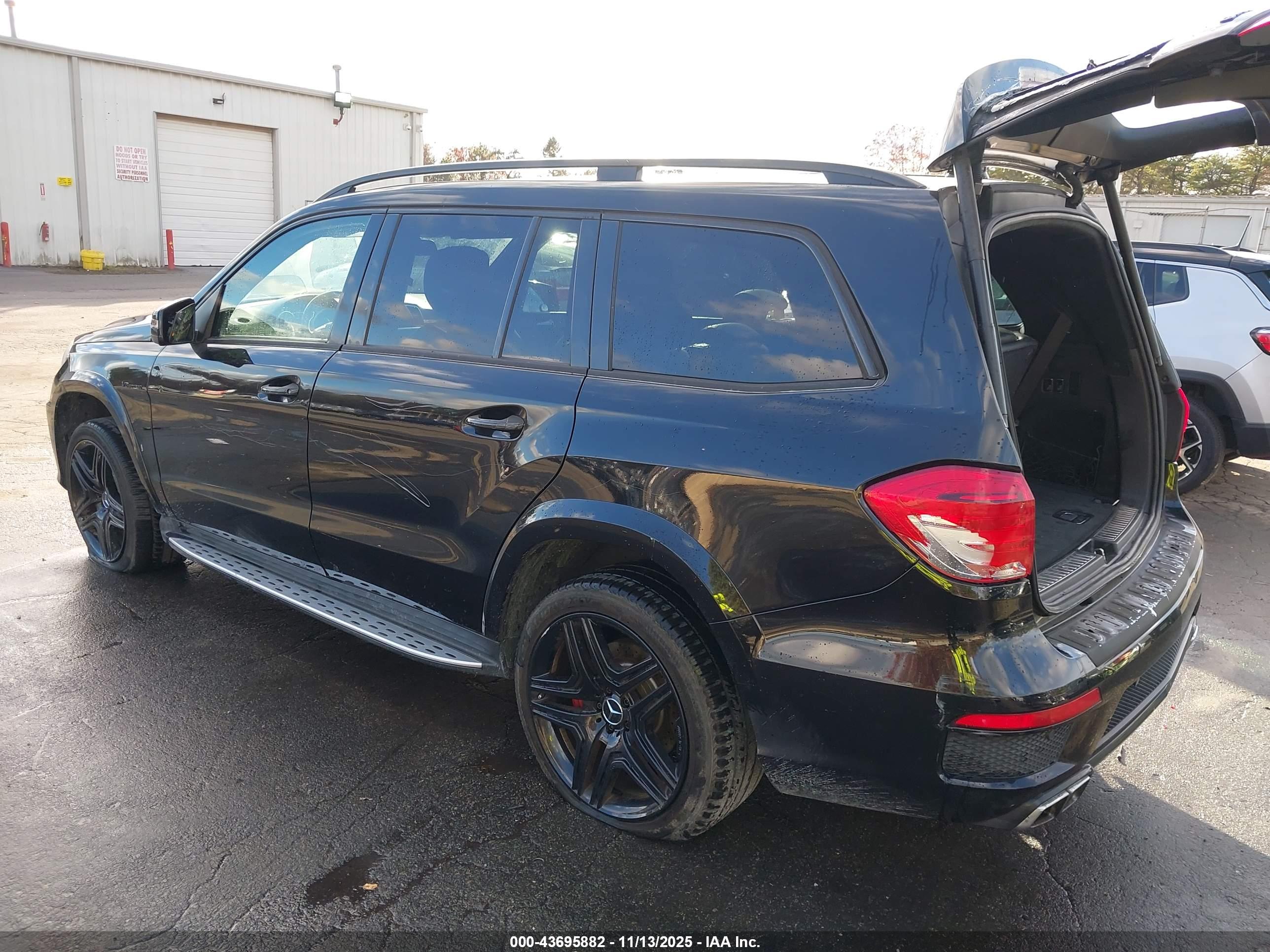 MERCEDES-BENZ GL image 3