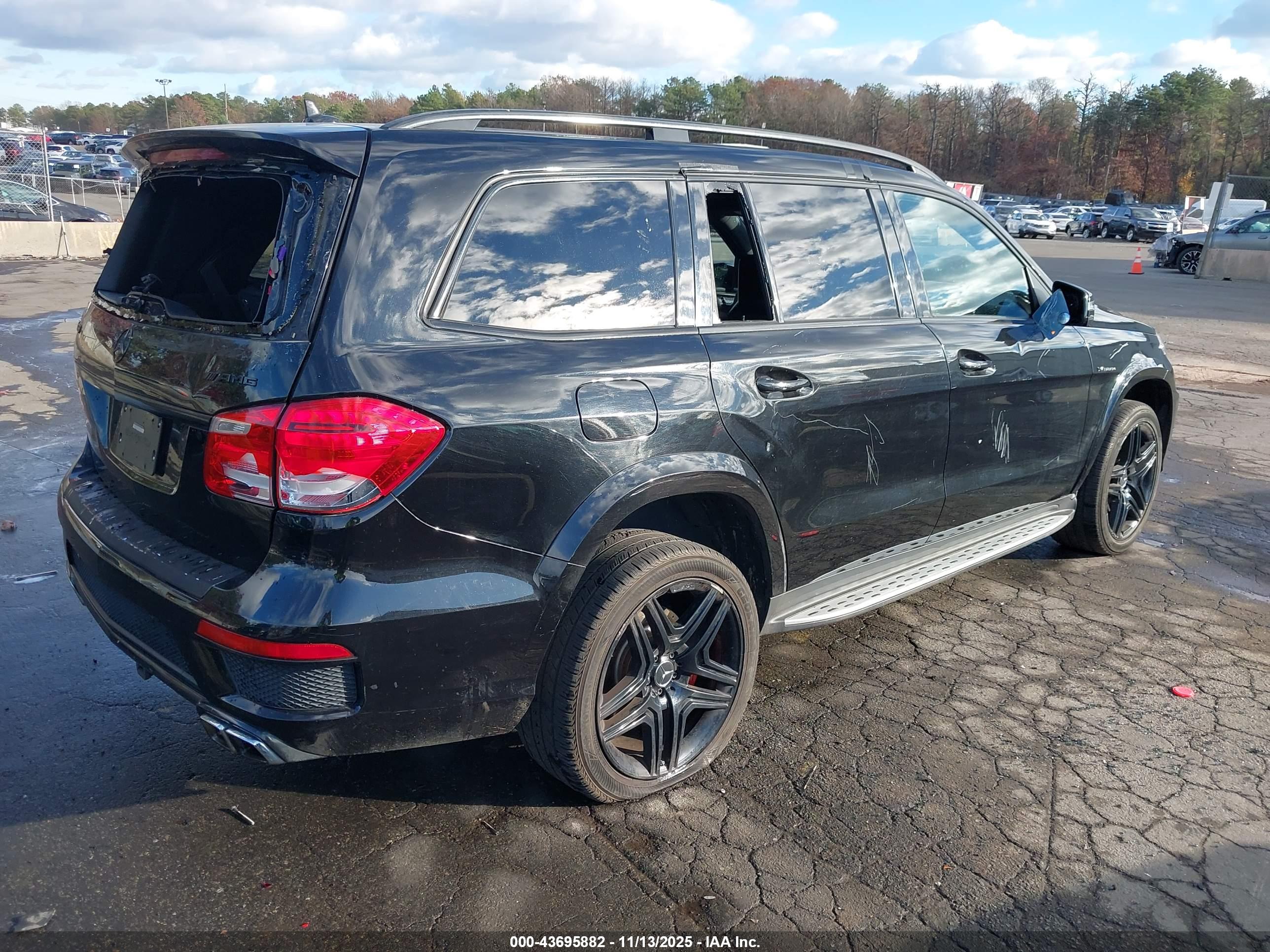 MERCEDES-BENZ GL image 4