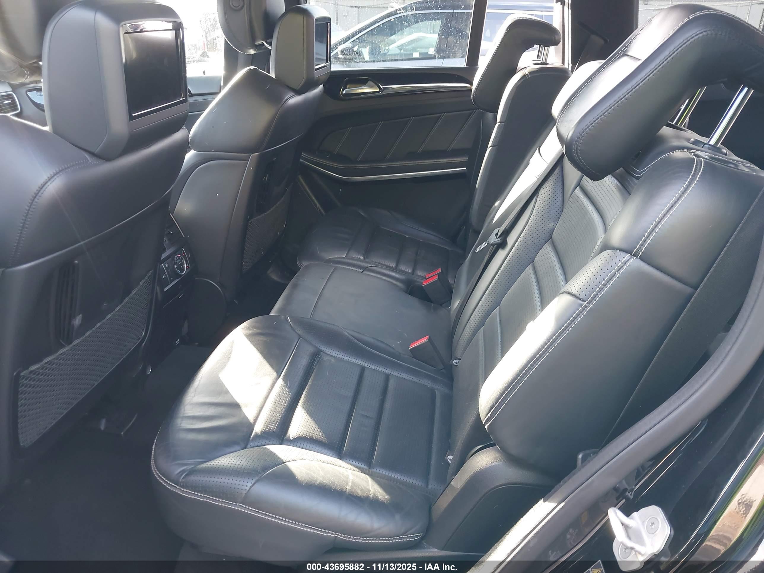 MERCEDES-BENZ GL image 8
