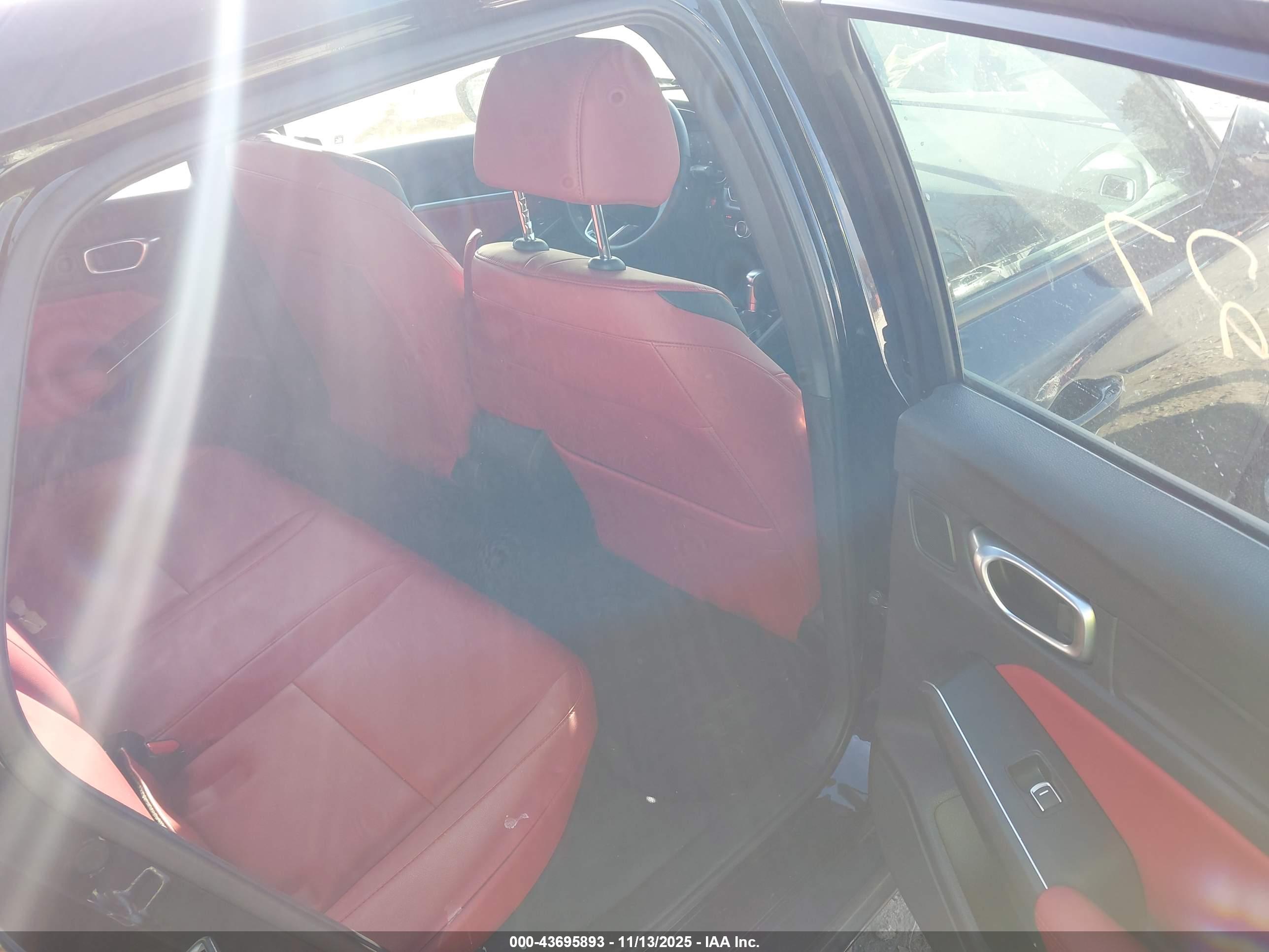 ACURA INTEGRA image 8