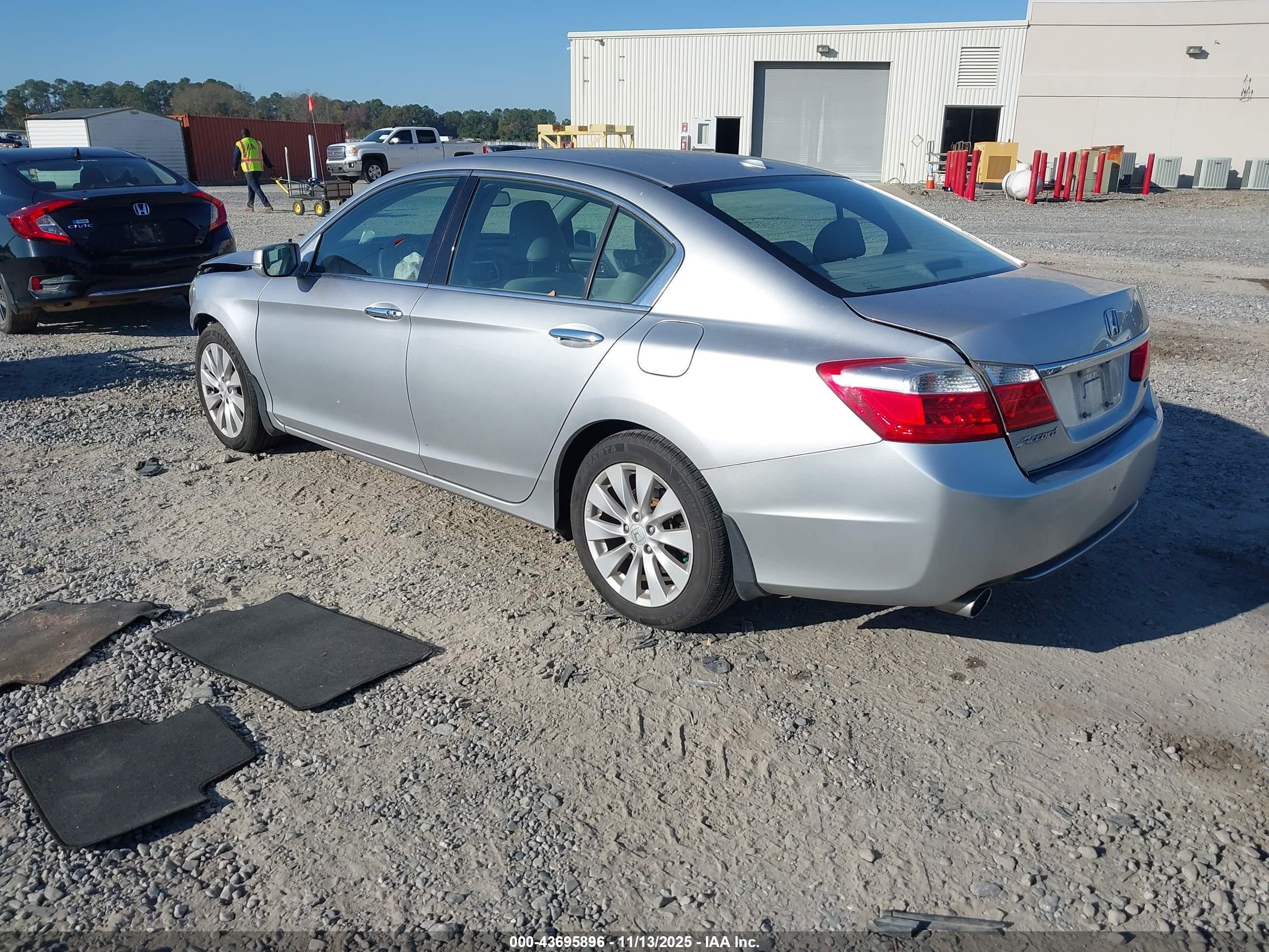 HONDA ACCORD image 3