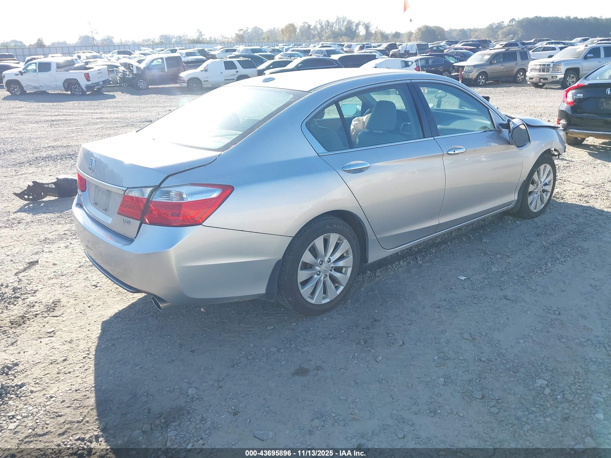HONDA ACCORD image 4