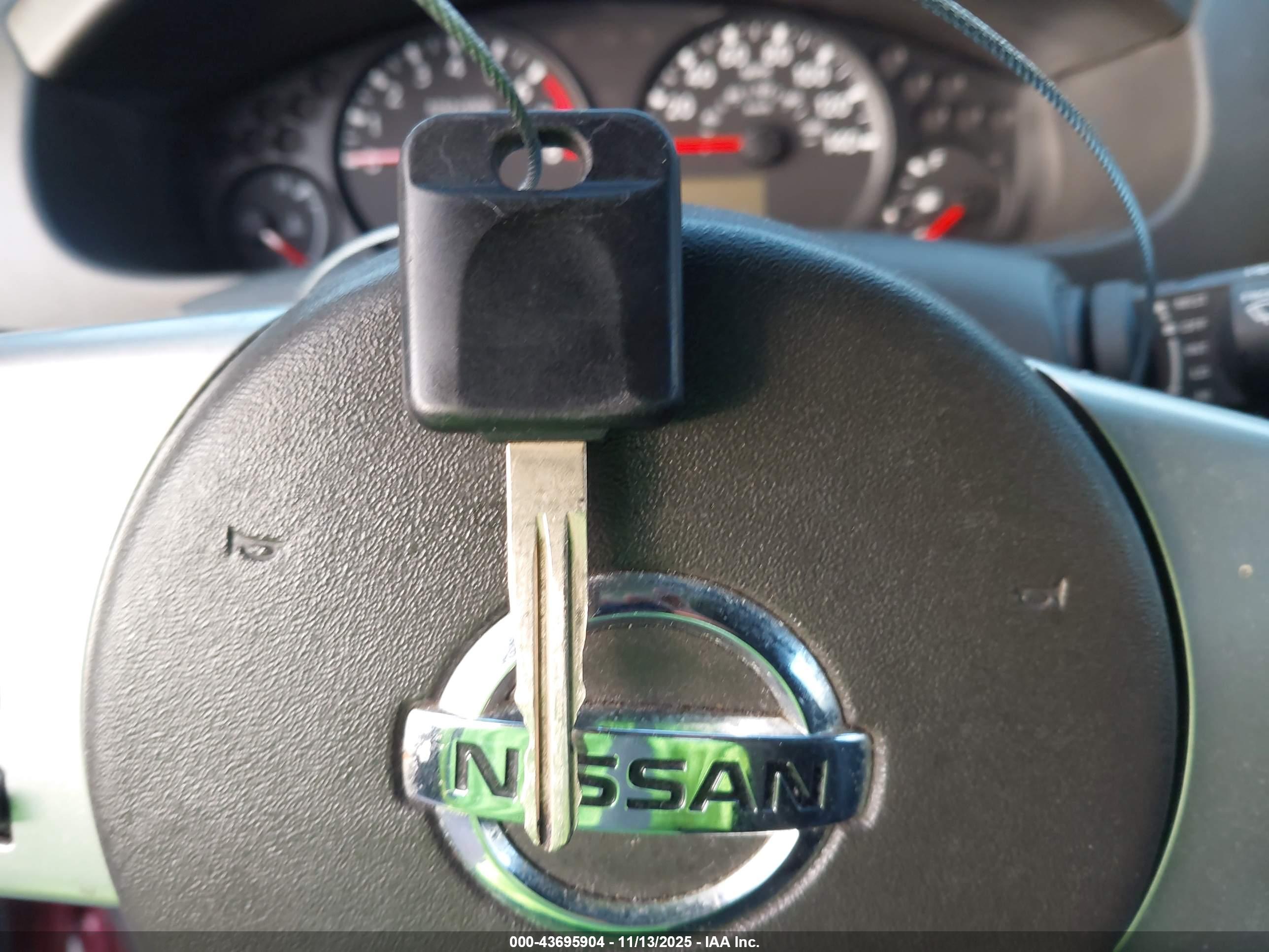 NISSAN FRONTIER image 11
