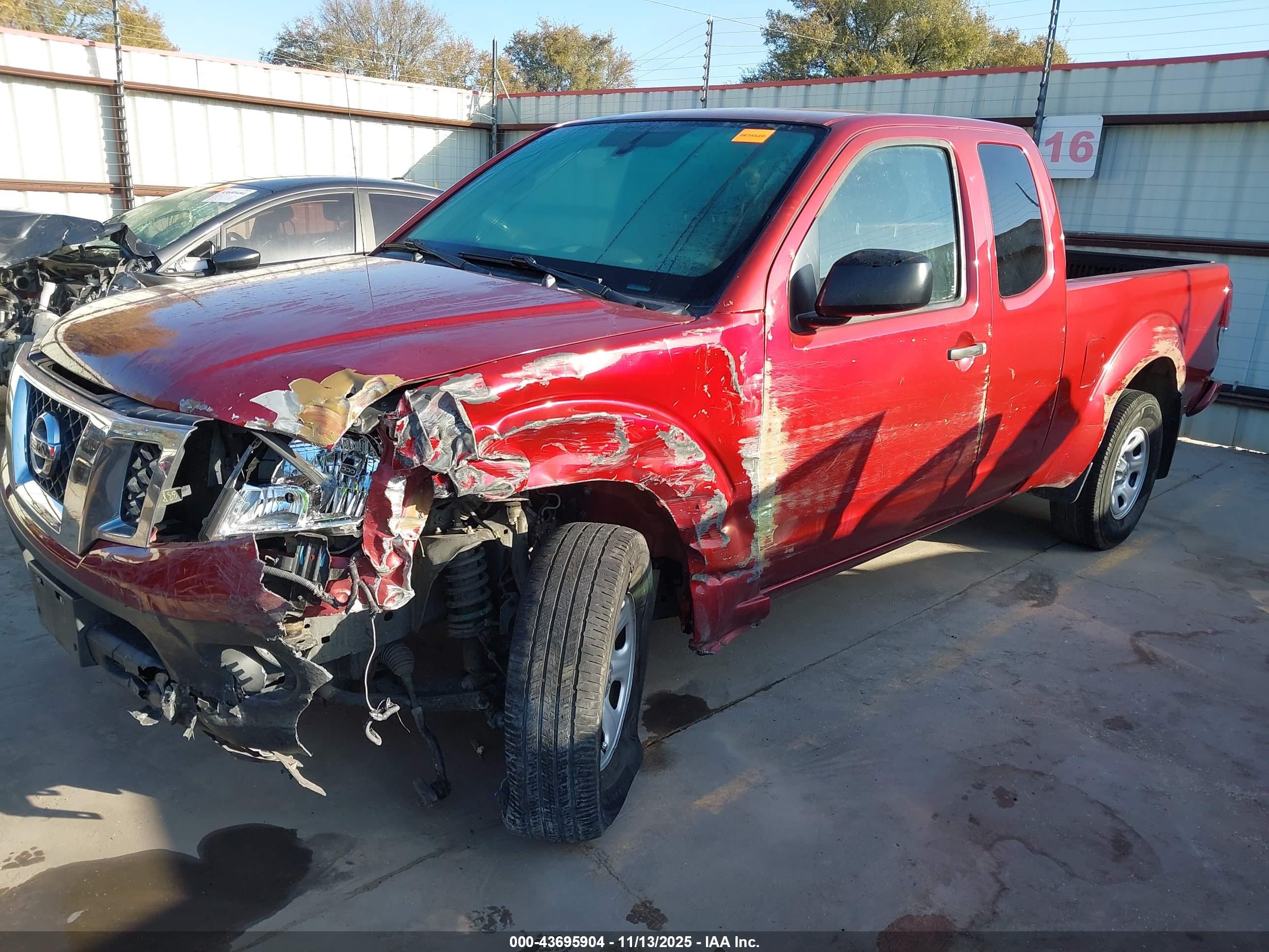 NISSAN FRONTIER image 2