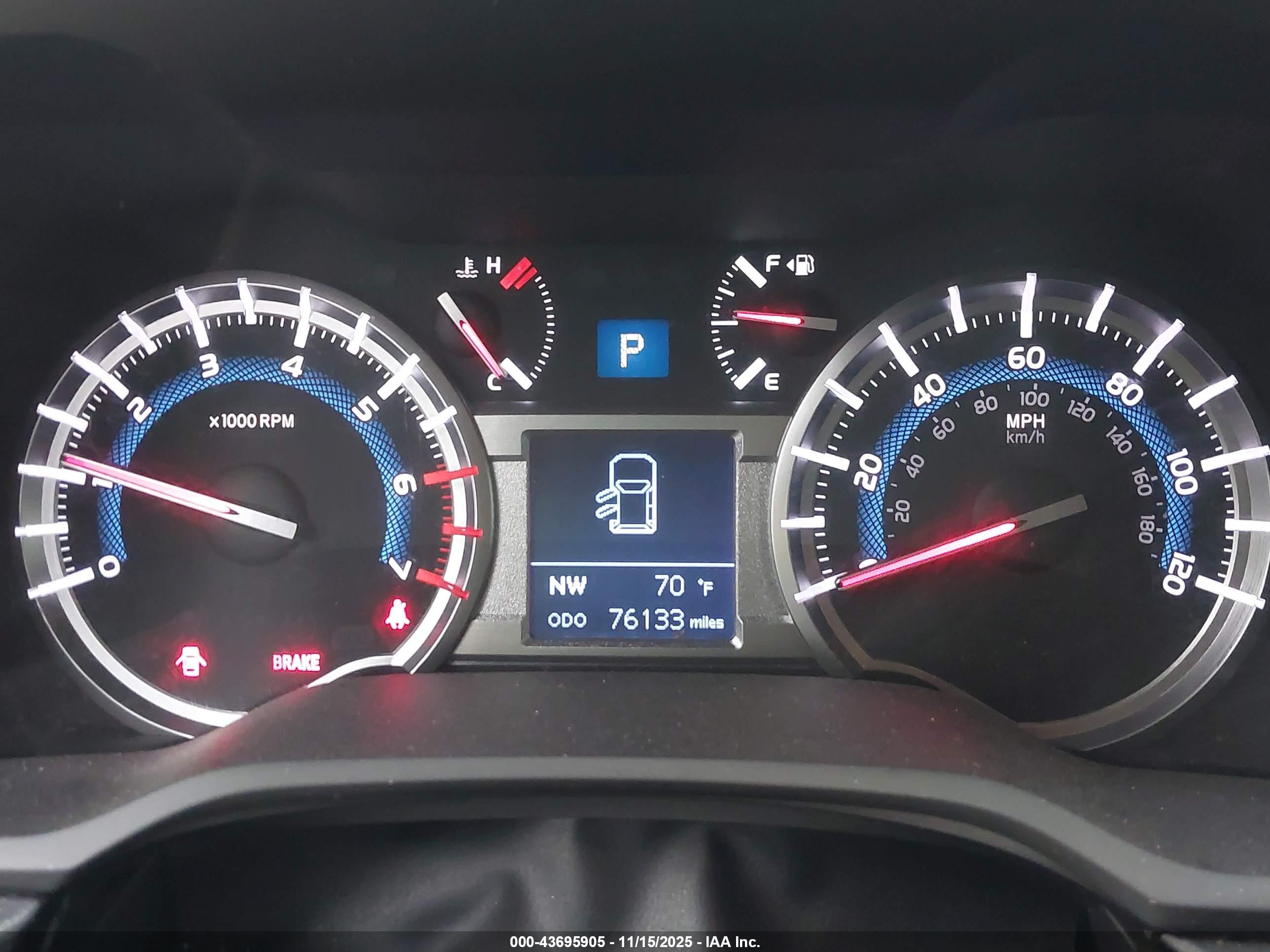 TOYOTA 4RUNNER image 7