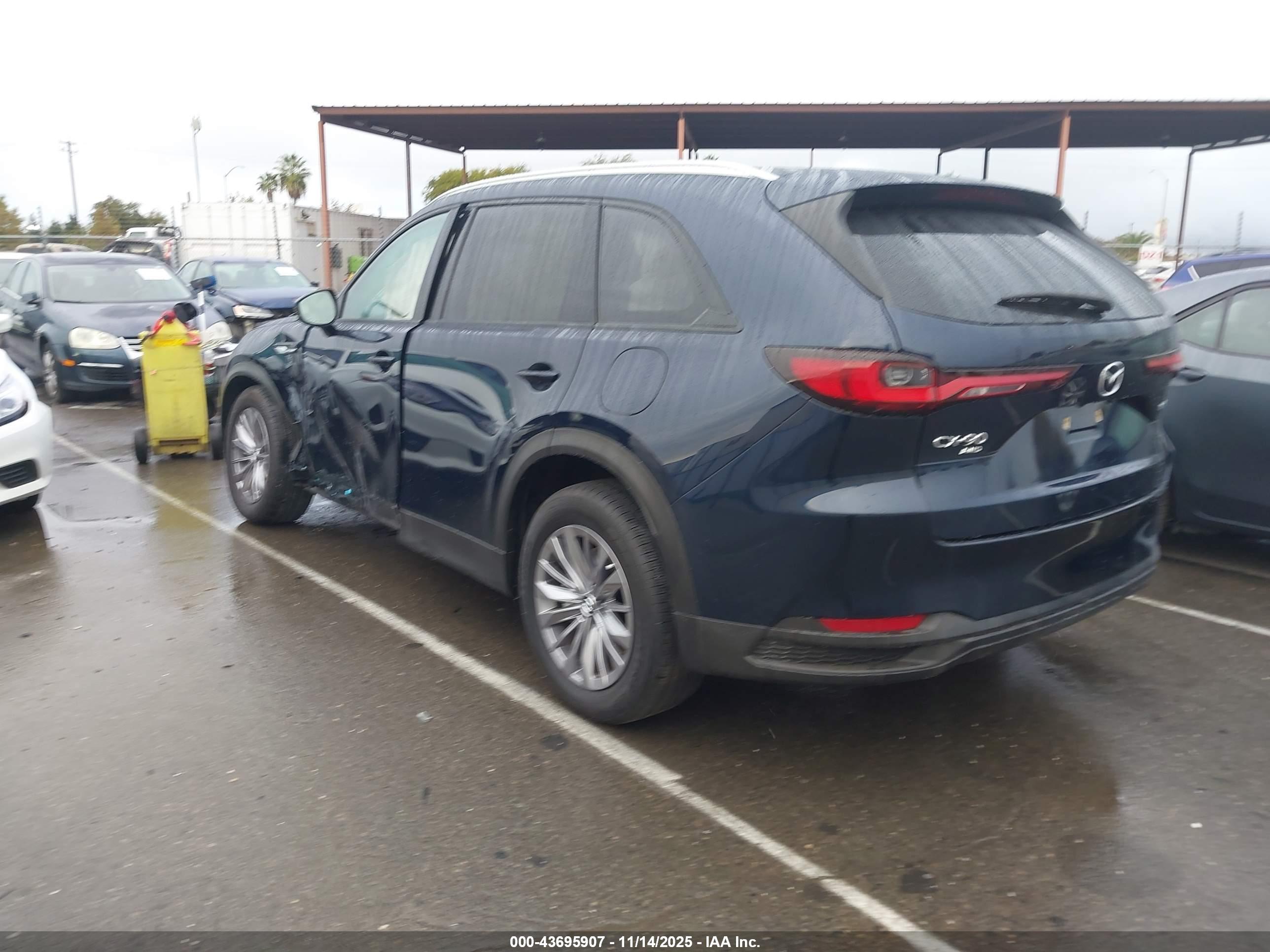 MAZDA CX-90 image 3
