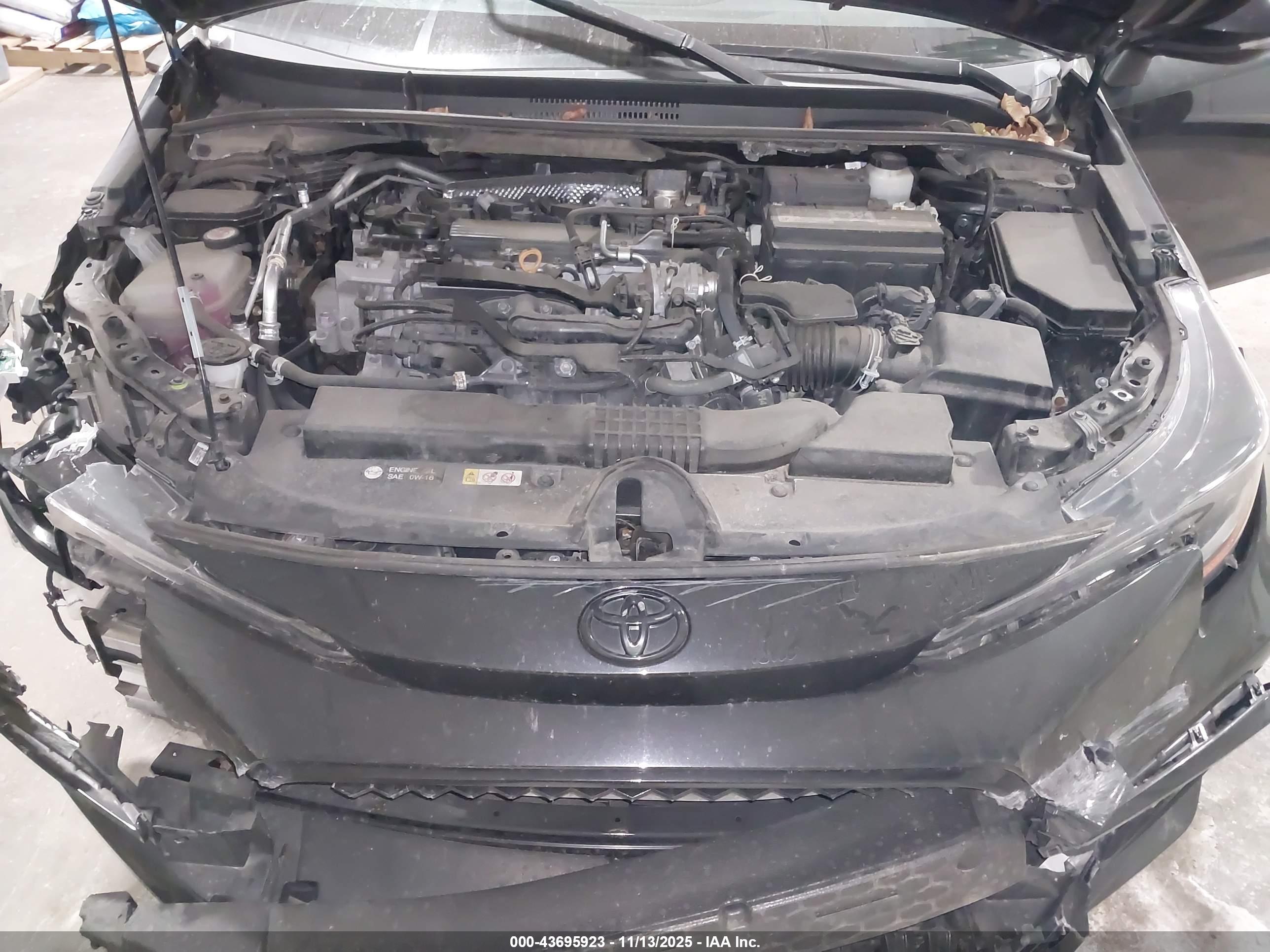 TOYOTA COROLLA image 10