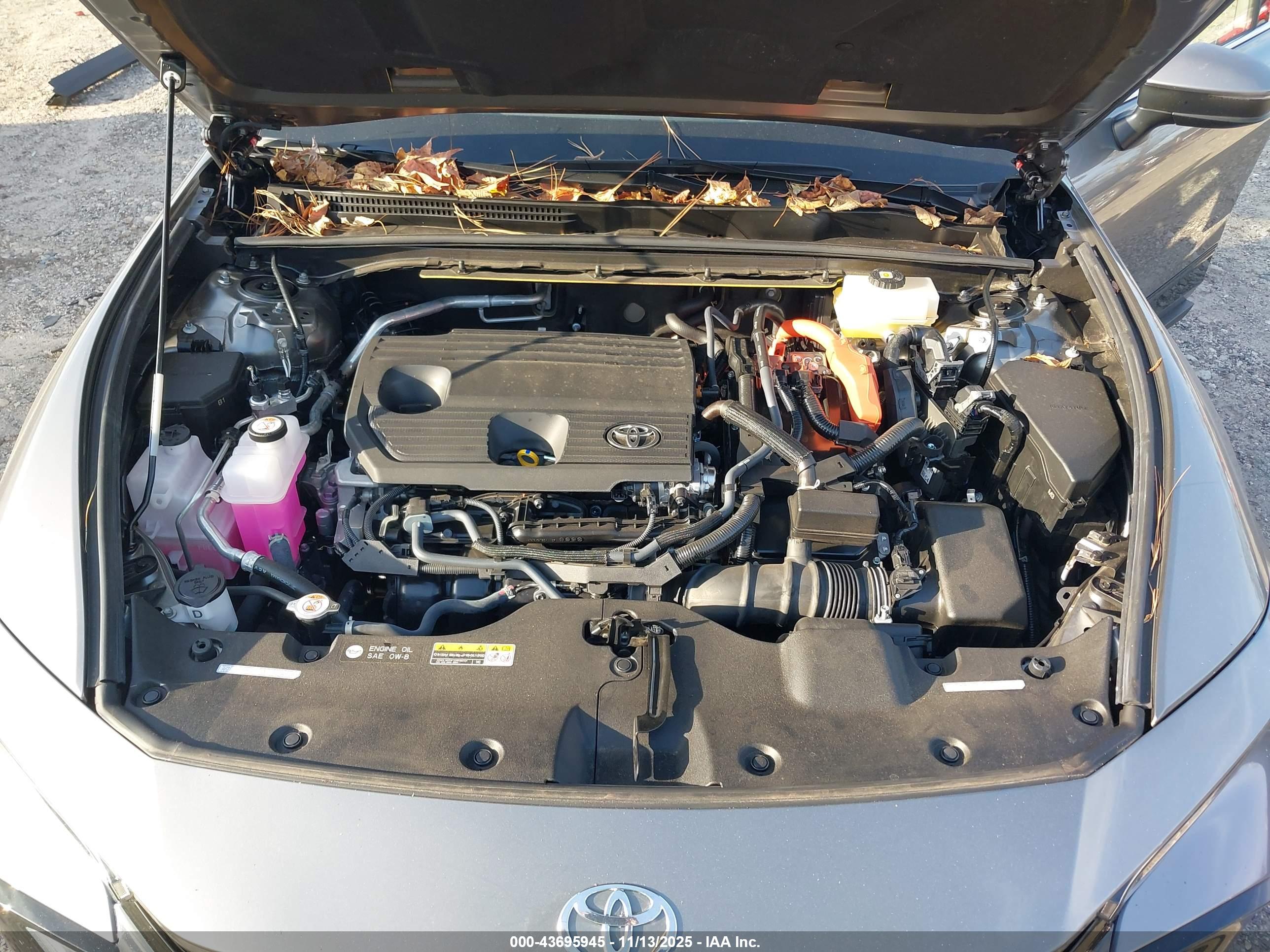 TOYOTA CROWN image 10