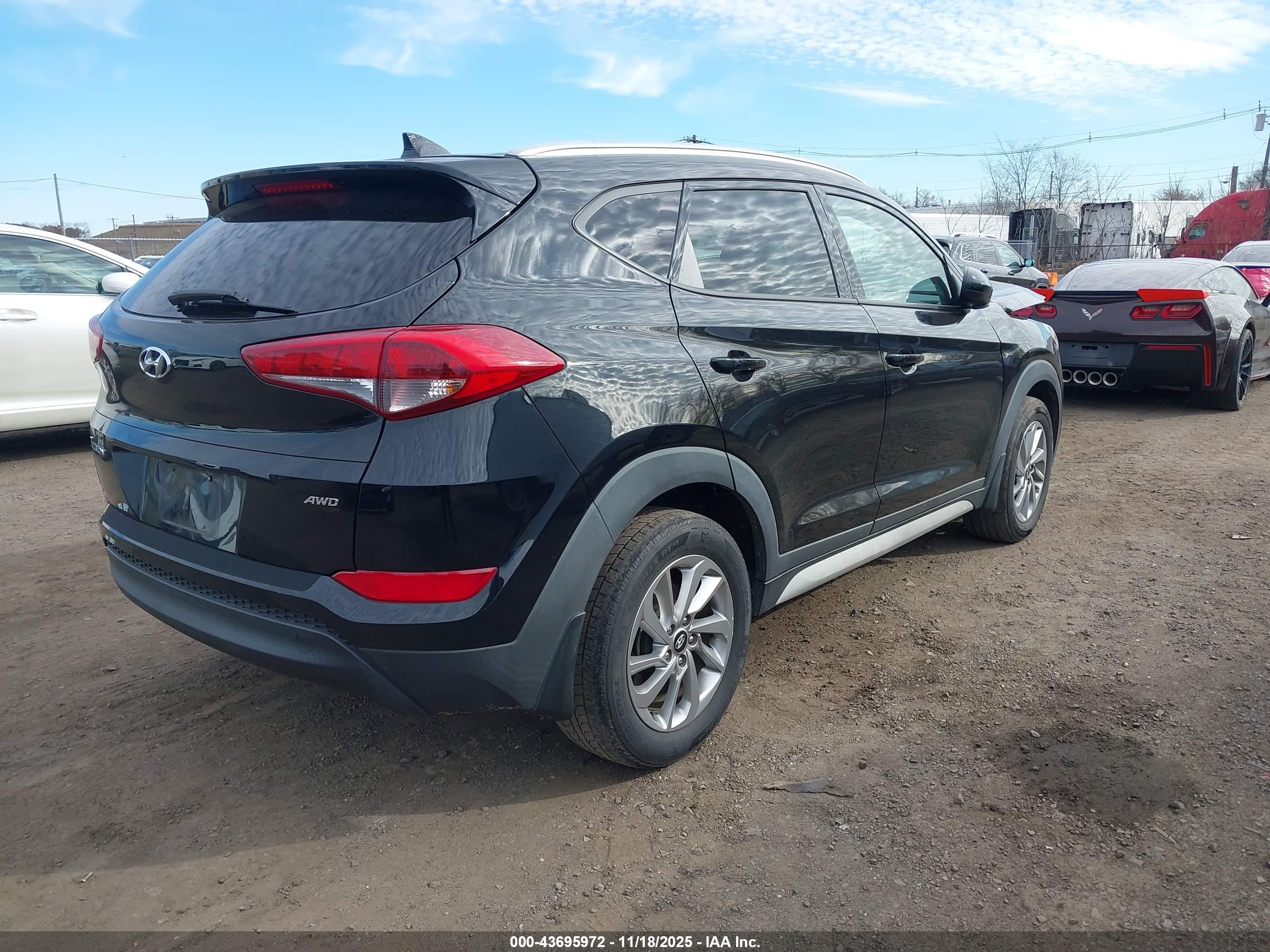 HYUNDAI TUCSON image 4