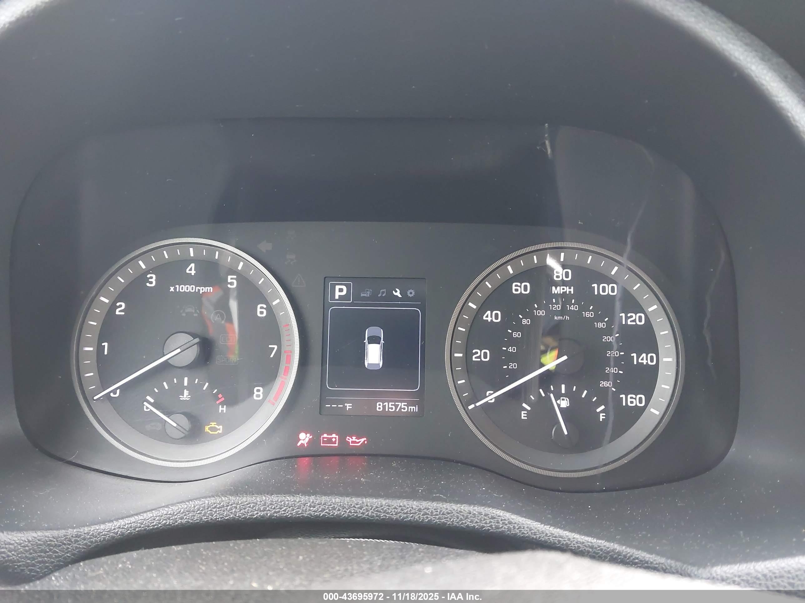HYUNDAI TUCSON image 7
