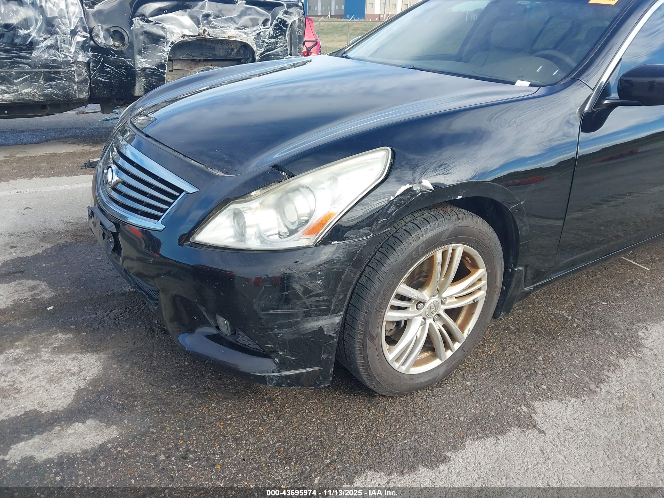 INFINITI G37X image 6