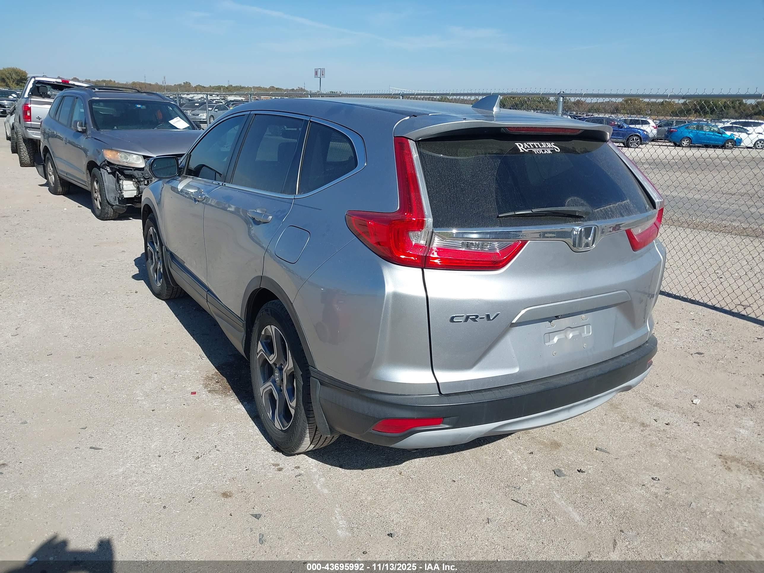 HONDA CR-V image 3