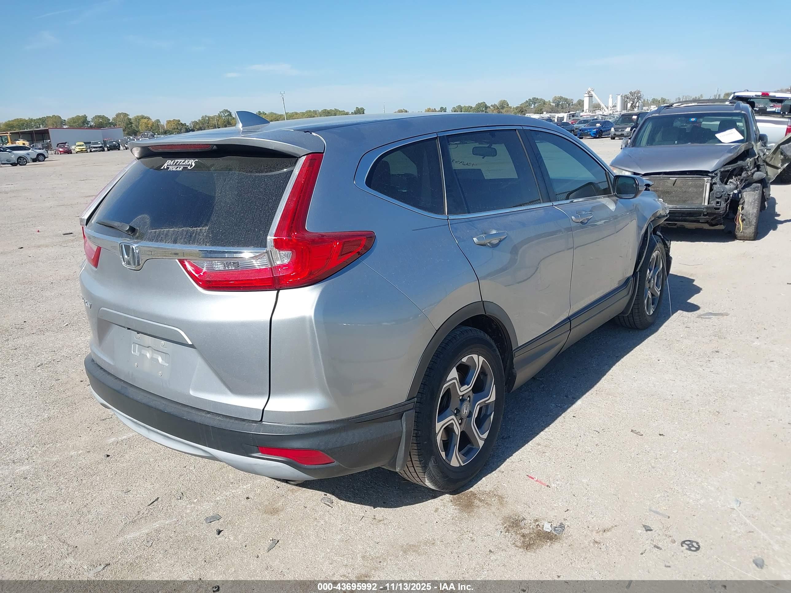 HONDA CR-V image 4