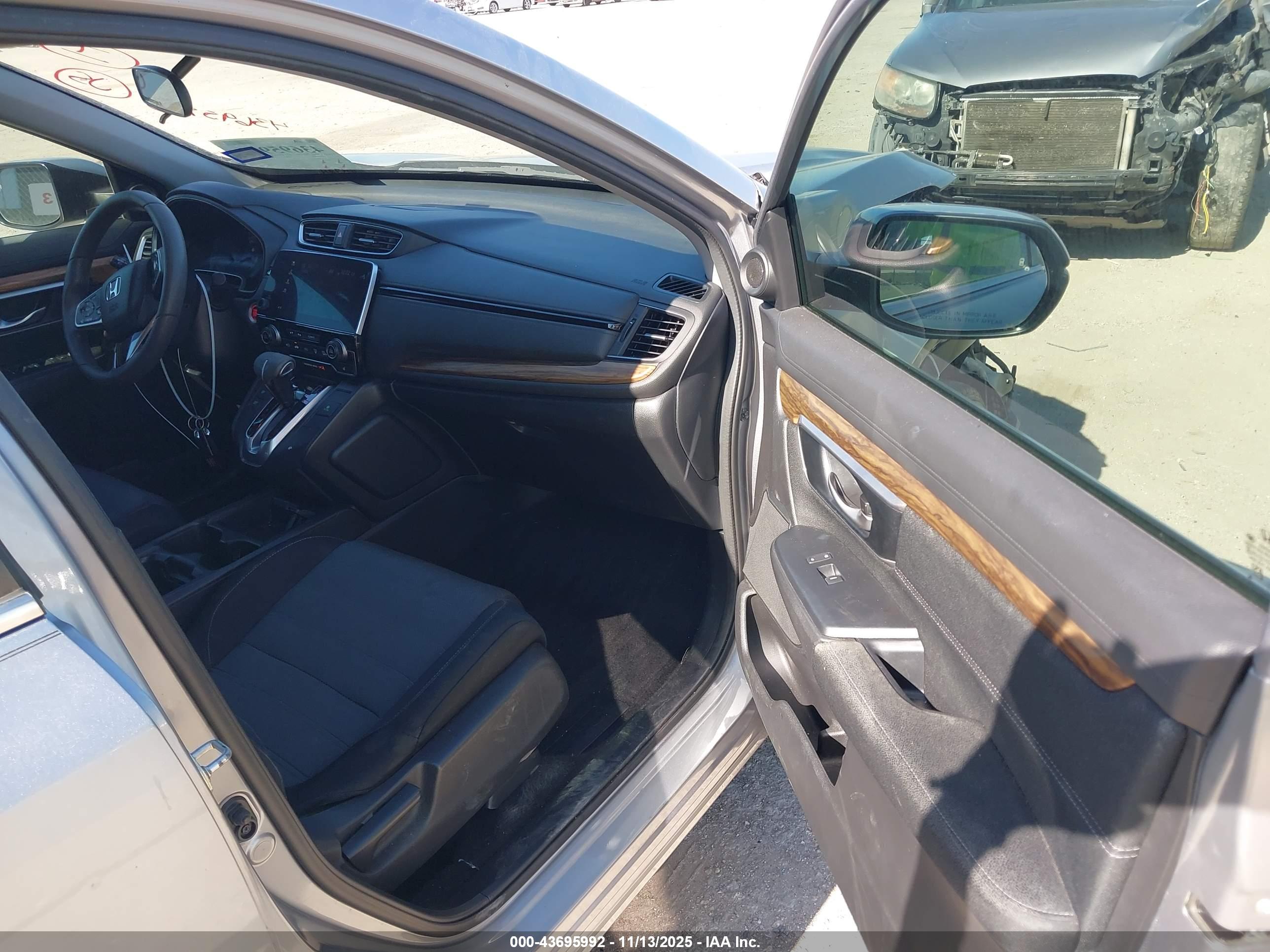 HONDA CR-V image 5