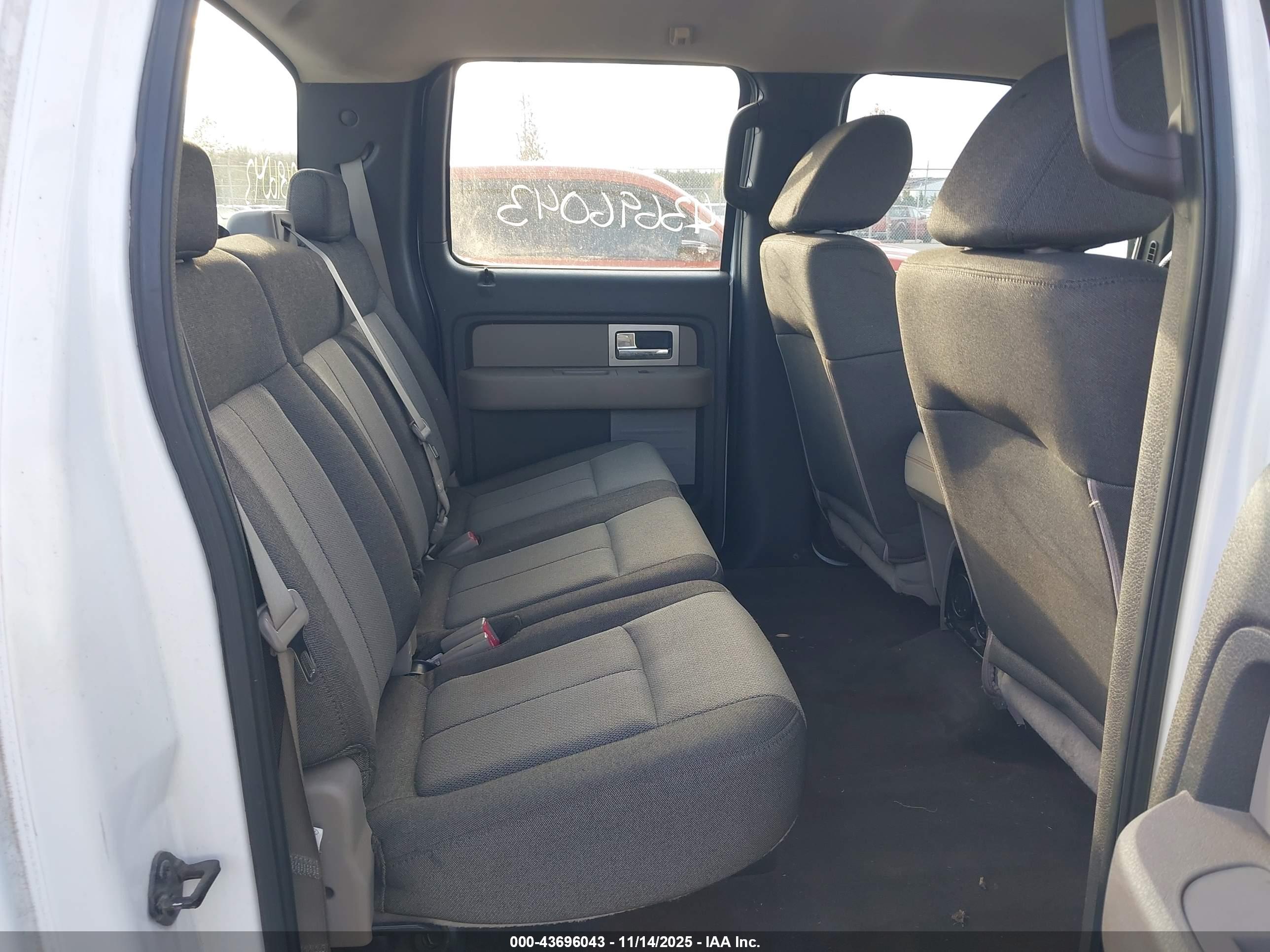 FORD F-150 image 8