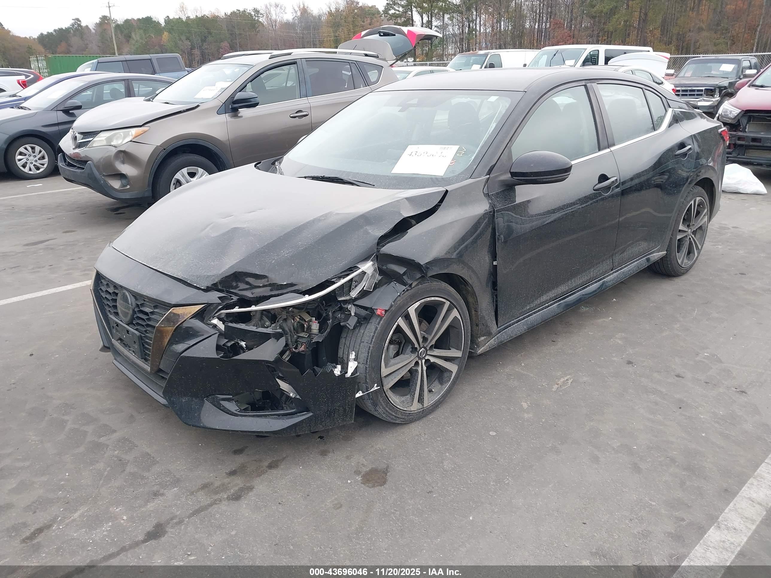 NISSAN SENTRA image 2