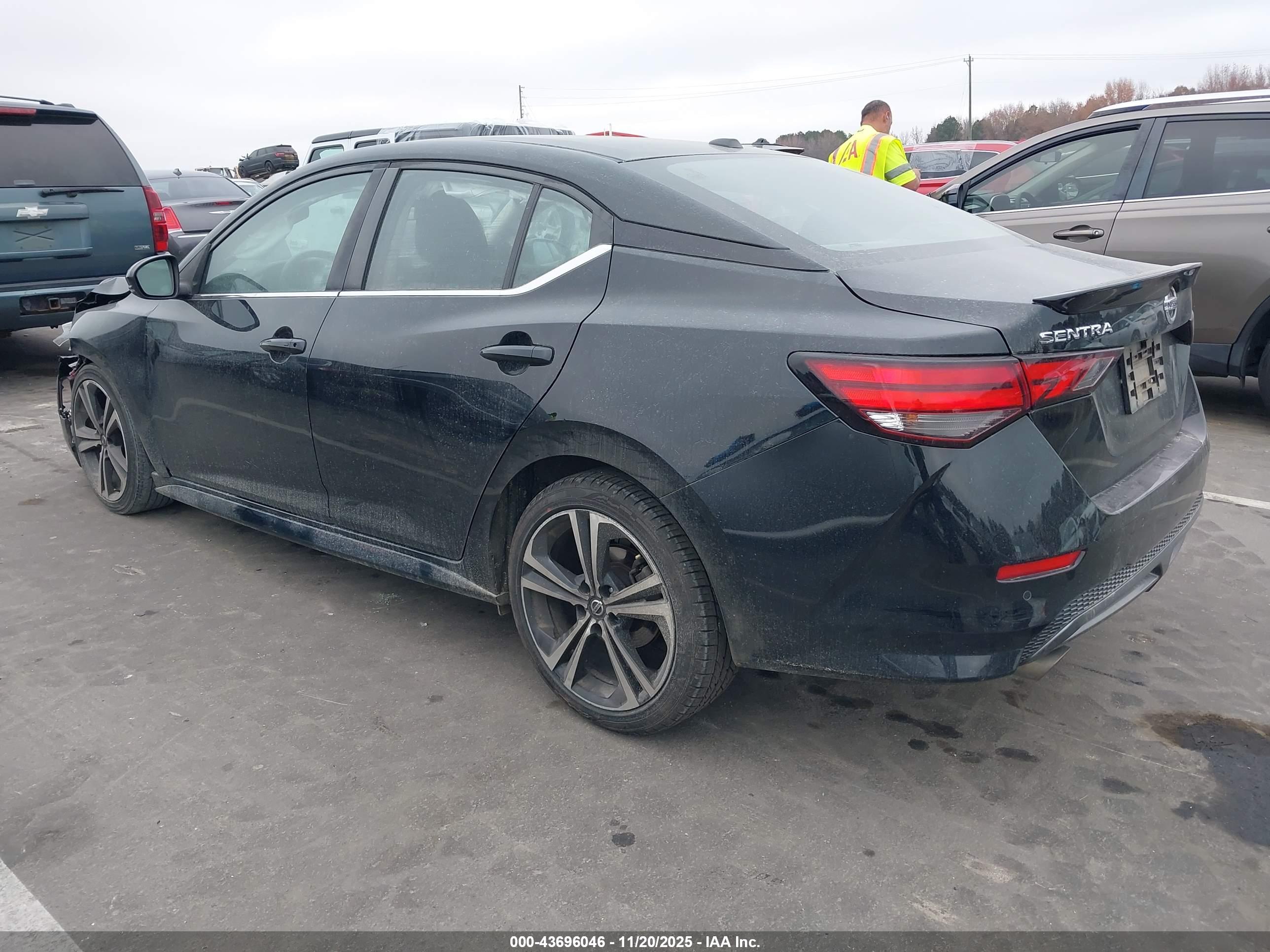 NISSAN SENTRA image 3