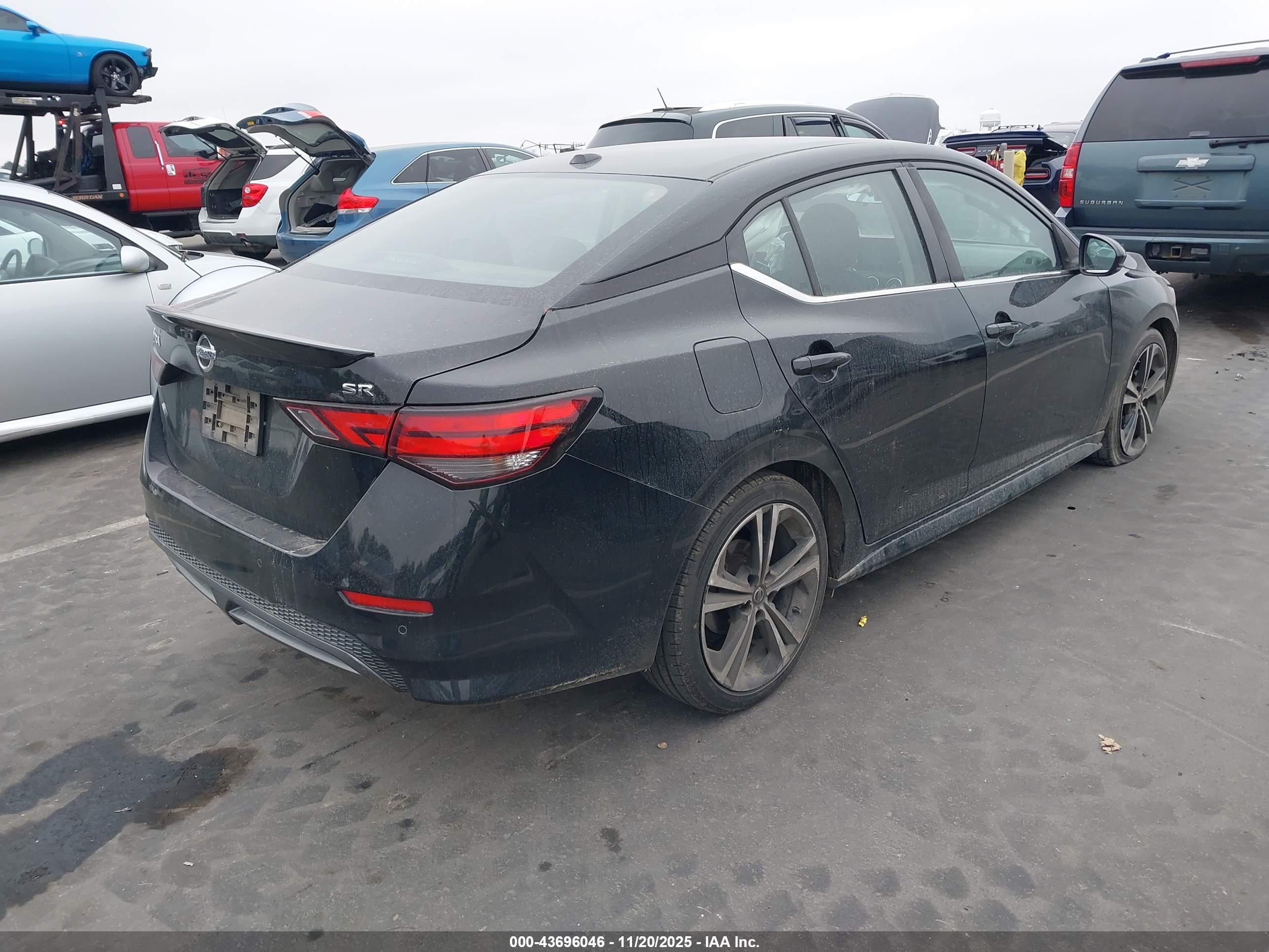 NISSAN SENTRA image 4