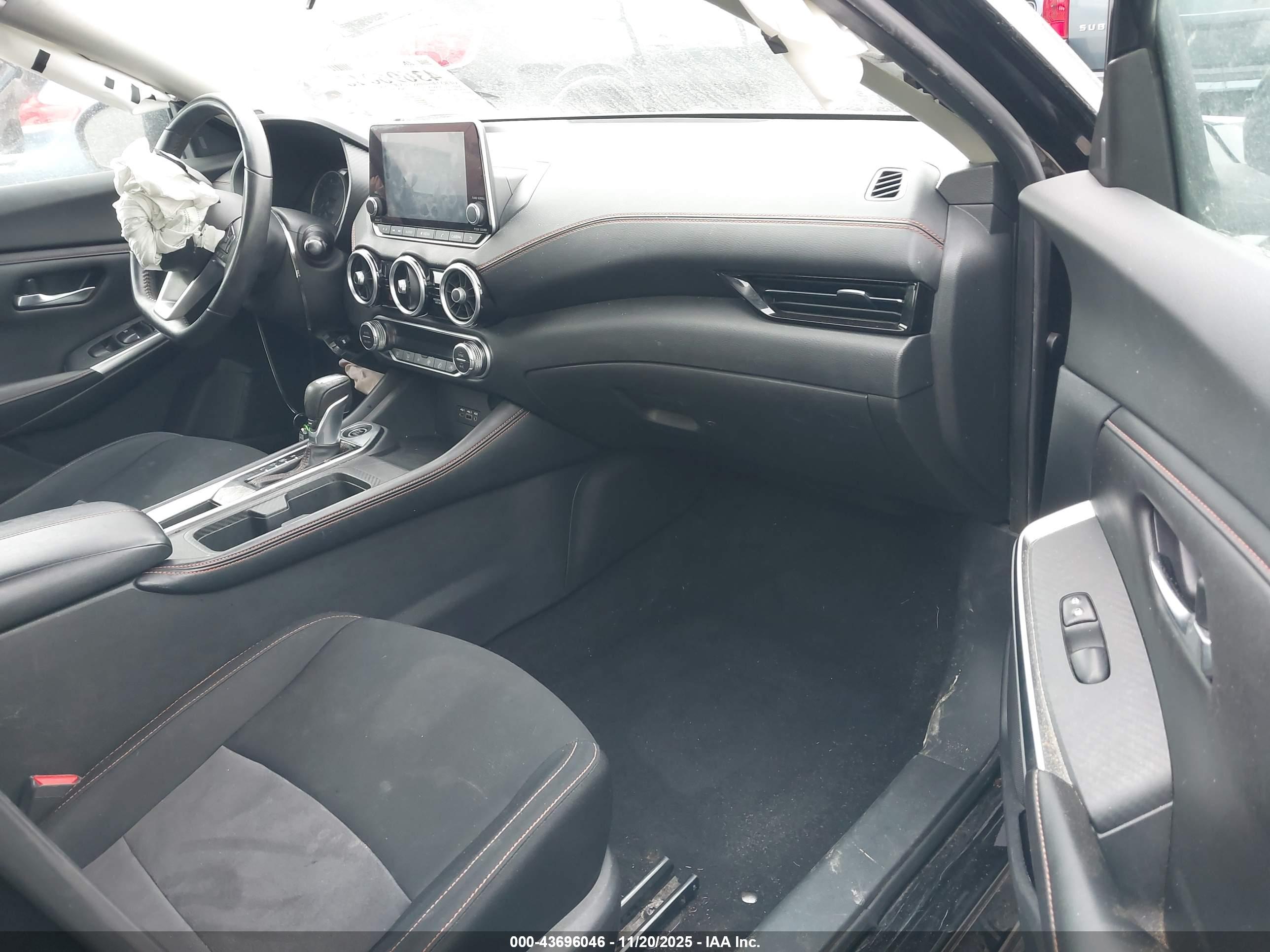 NISSAN SENTRA image 5