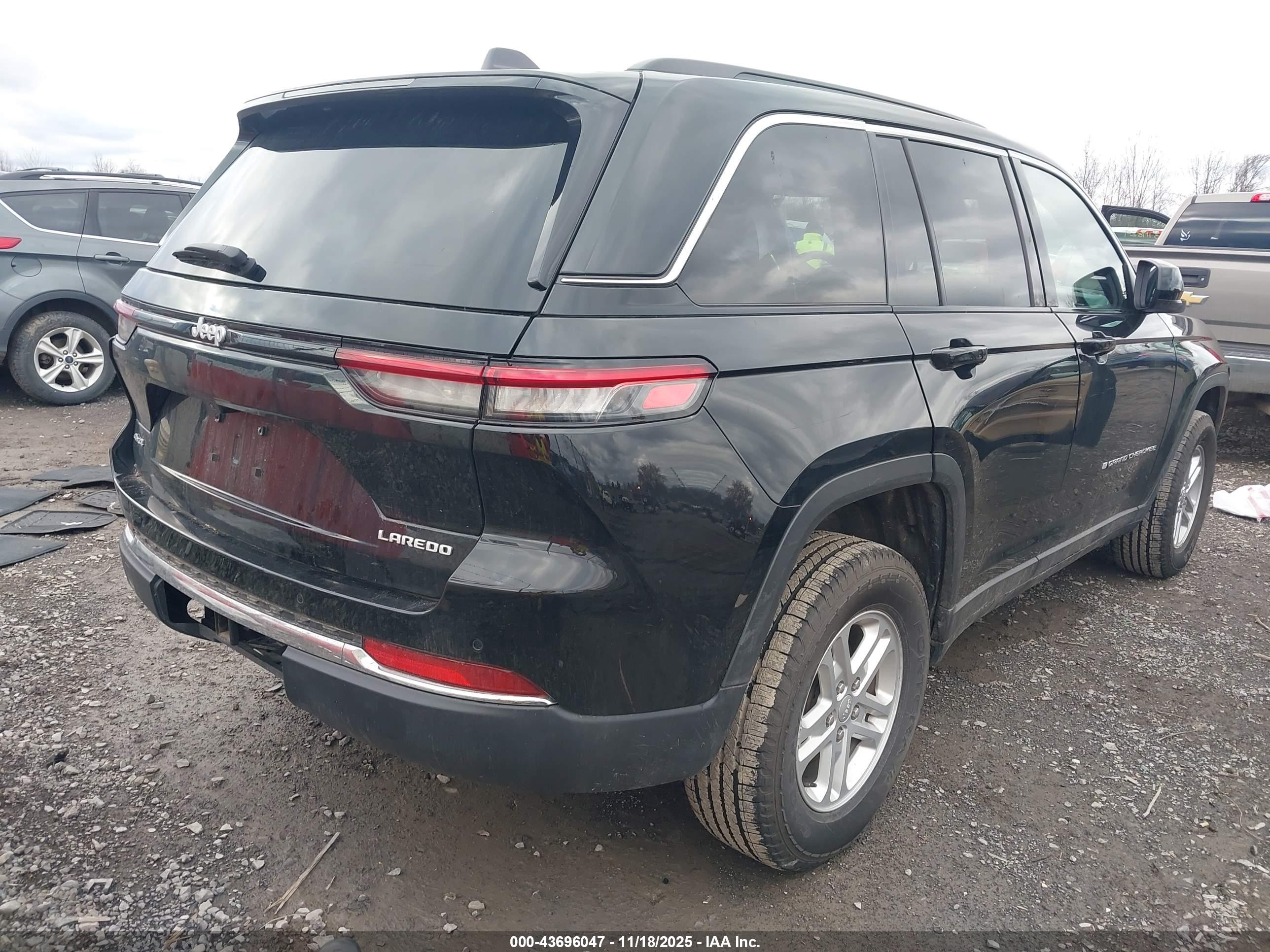 JEEP GRAND image 4