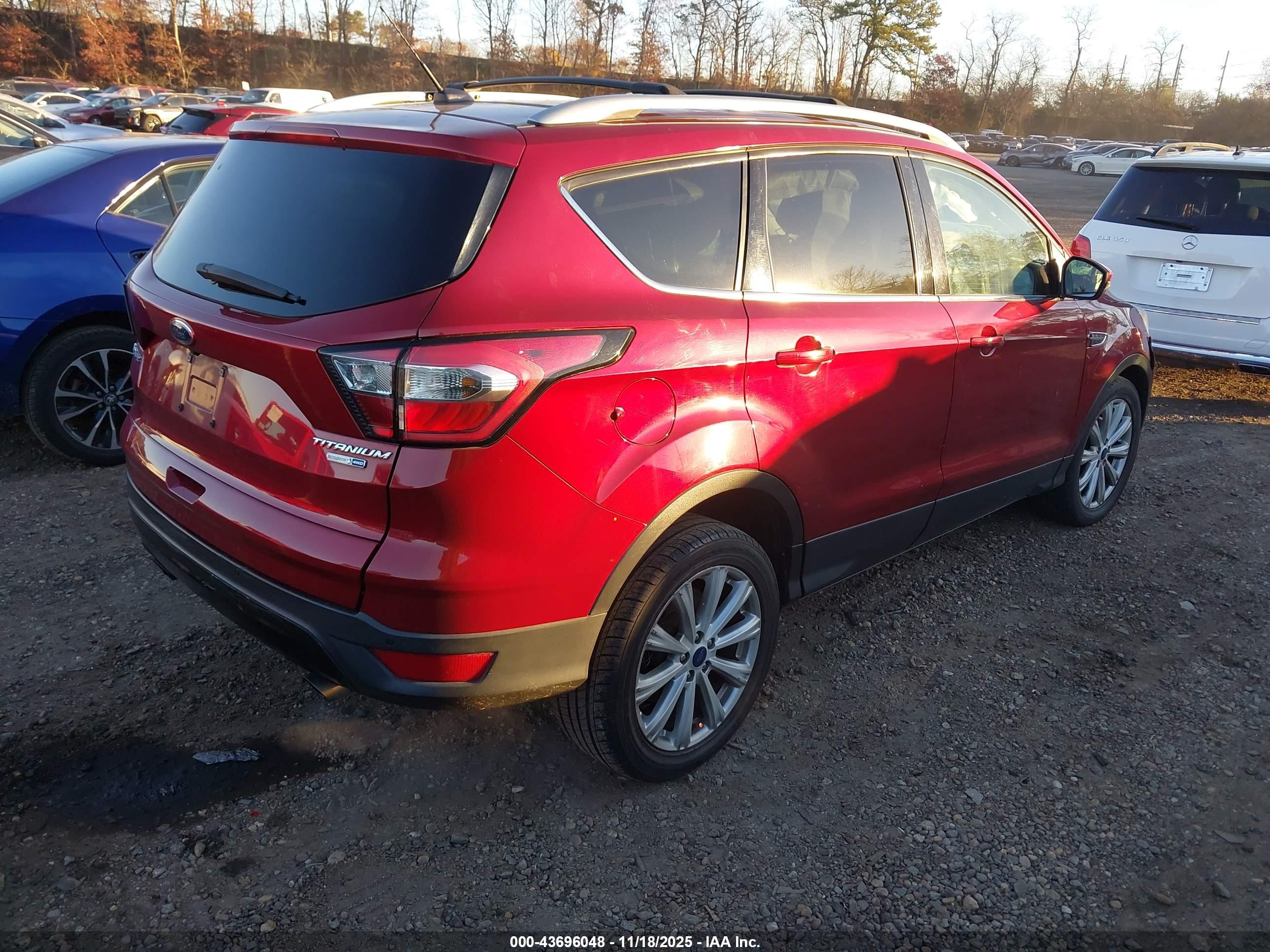 FORD ESCAPE image 4