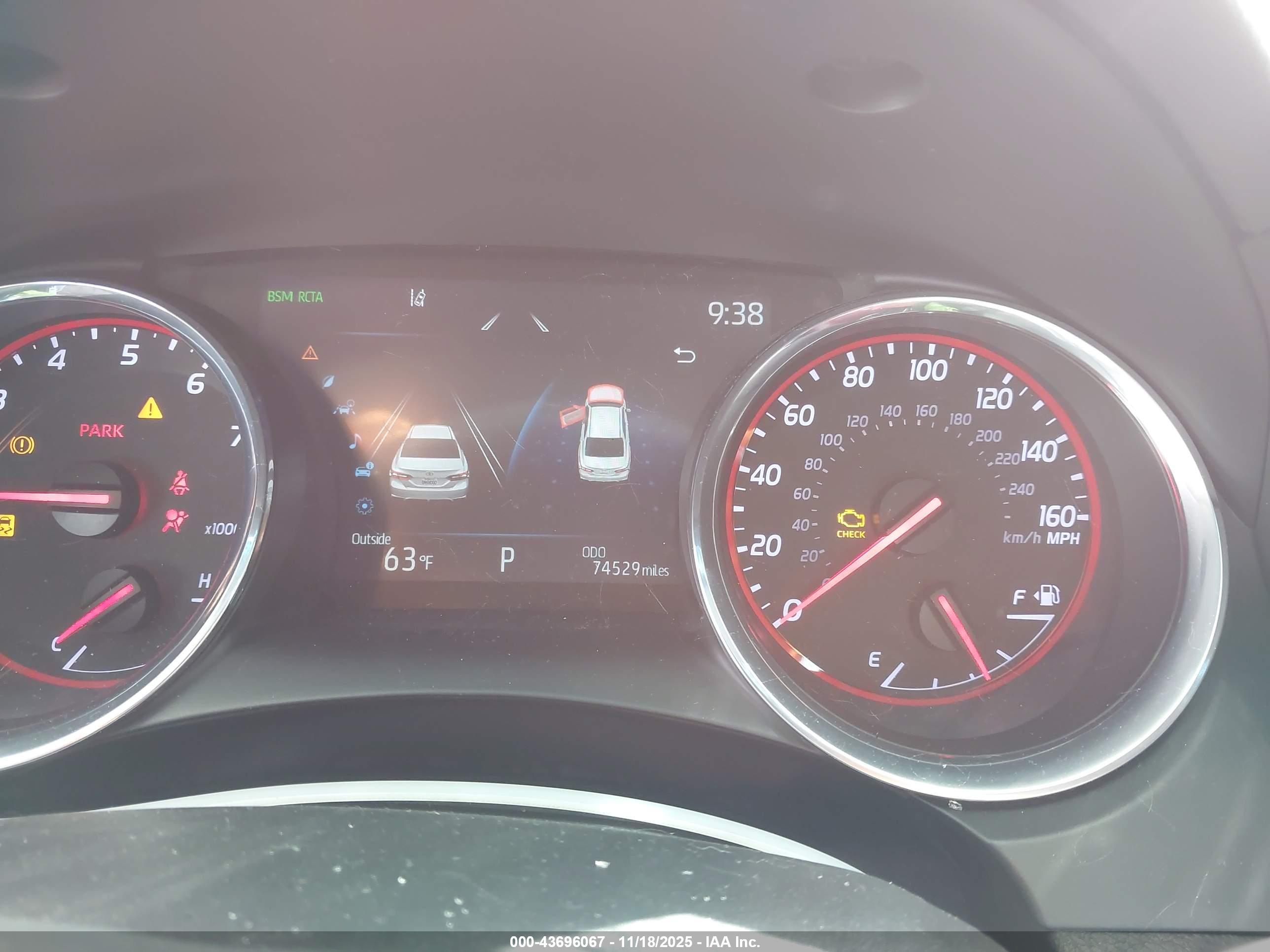 TOYOTA CAMRY image 7