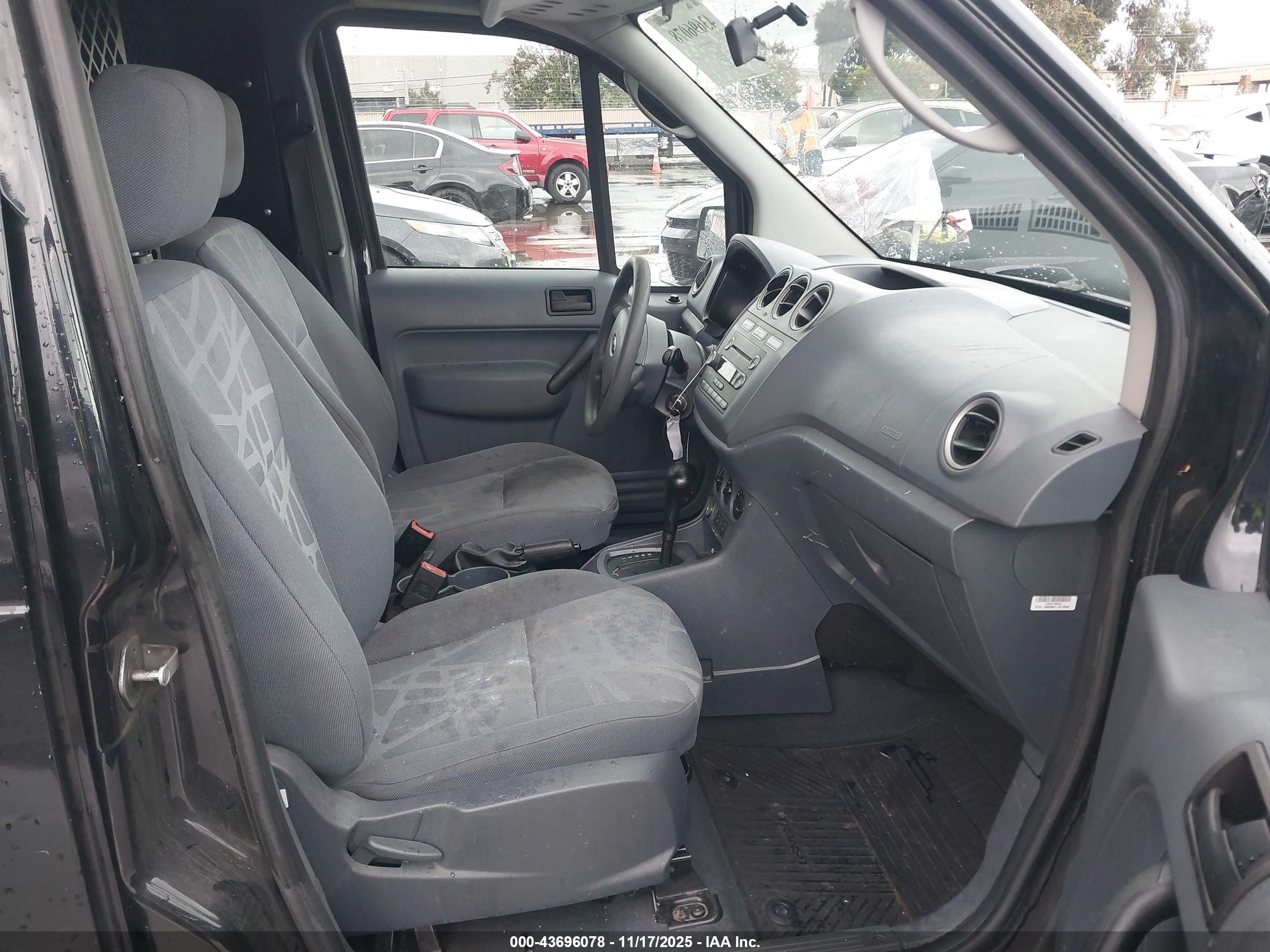 FORD TRANSIT image 5