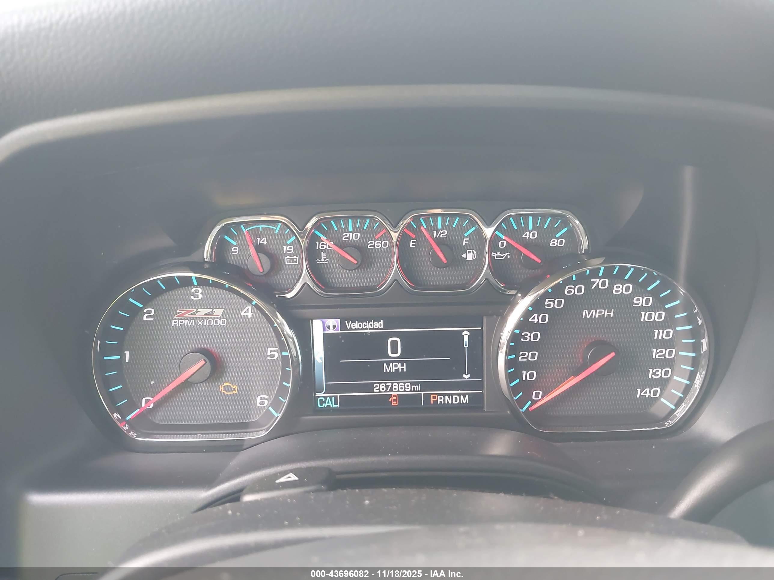 CHEVROLET SILVERADO image 7