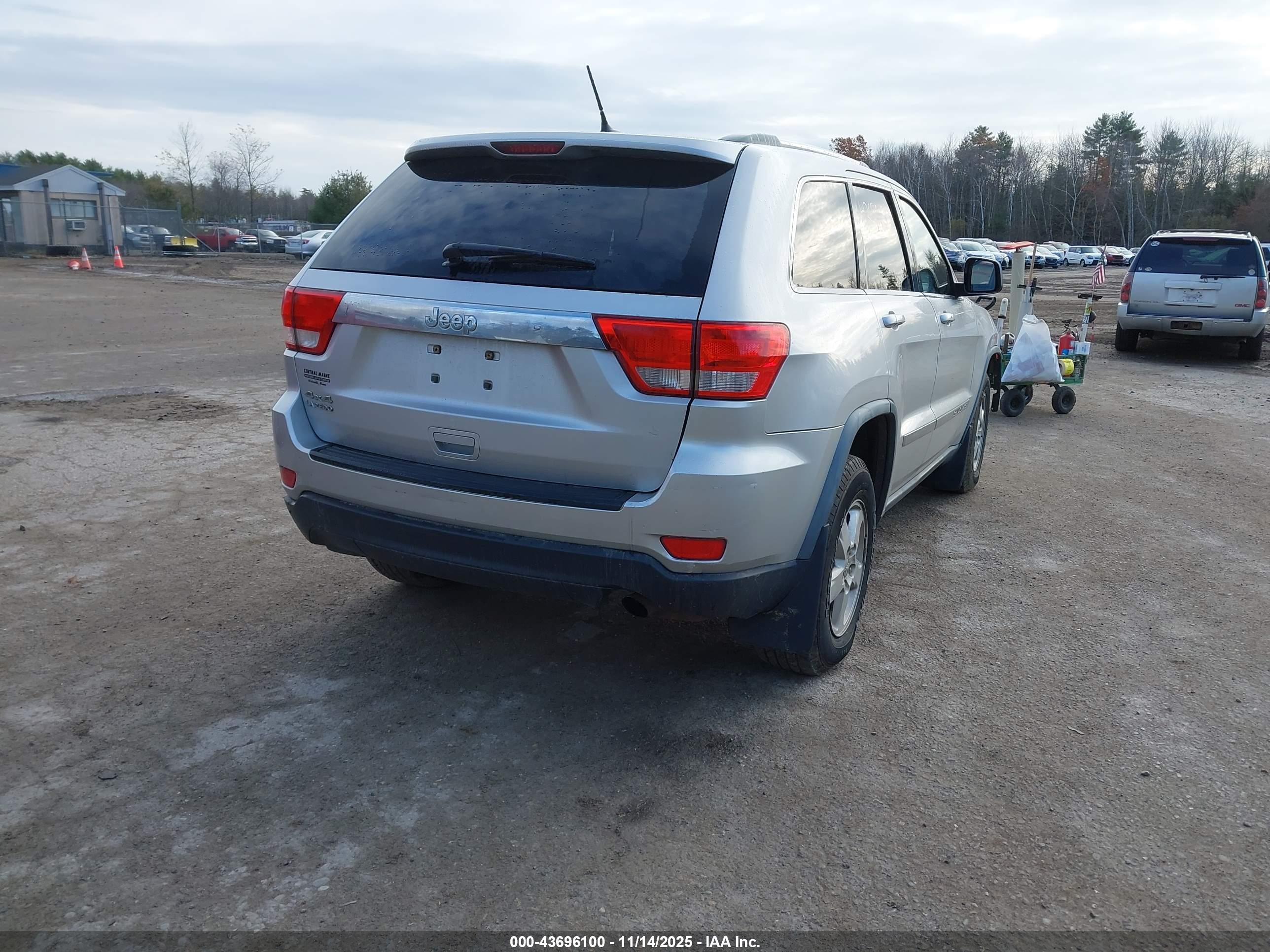 JEEP GRAND image 4