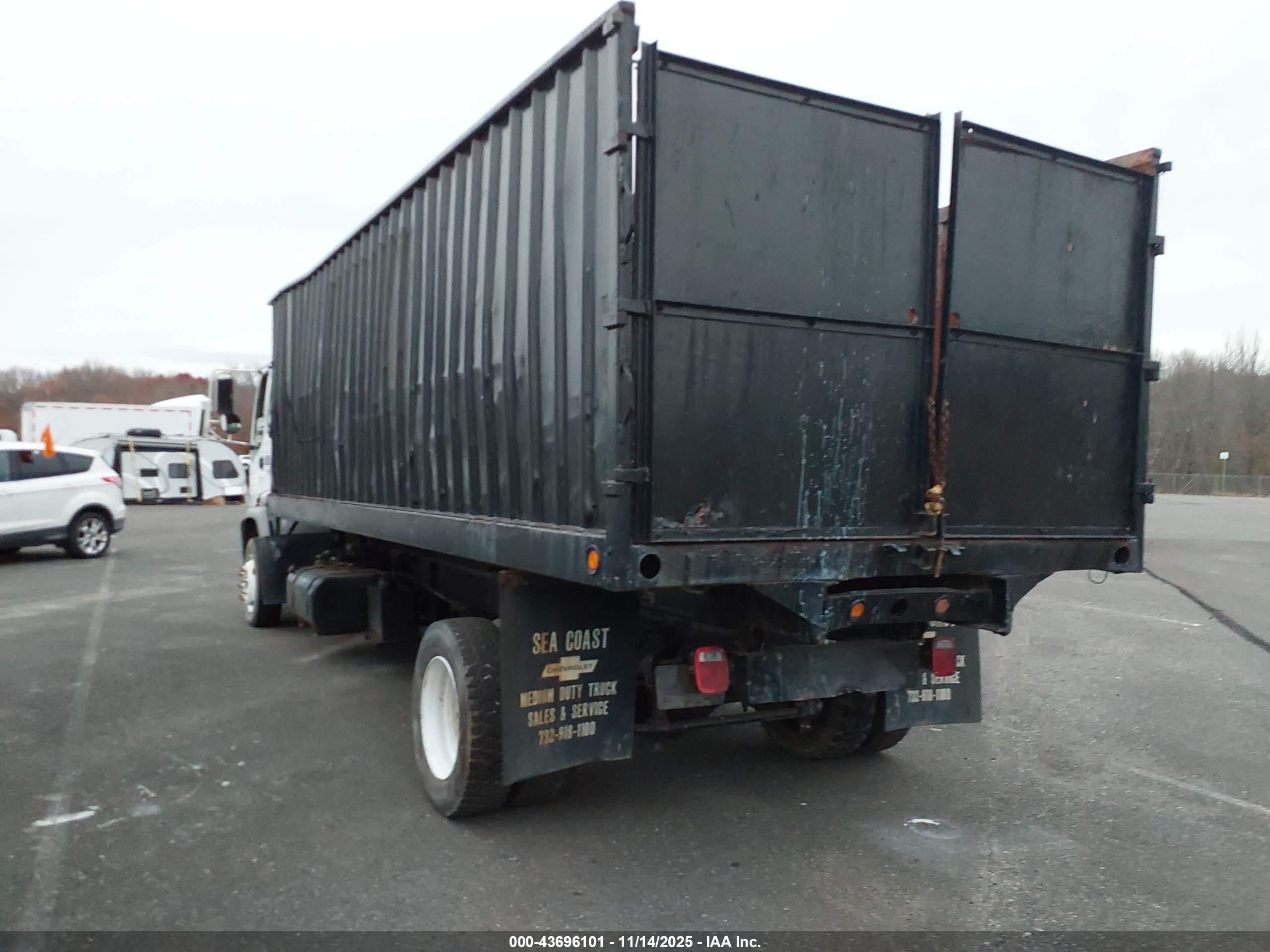 CHEVROLET CT6500 image 3