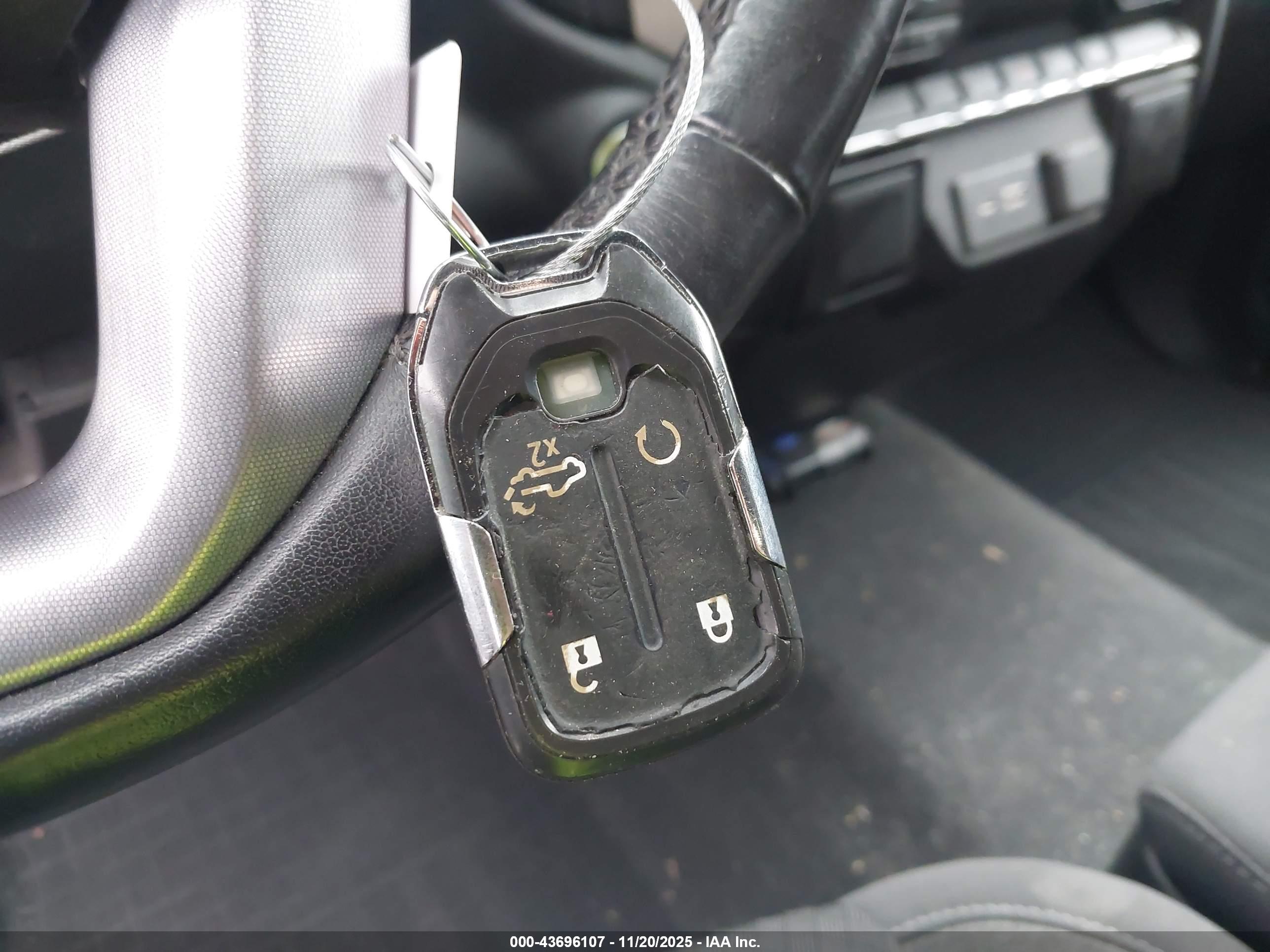 GMC SIERRA image 11