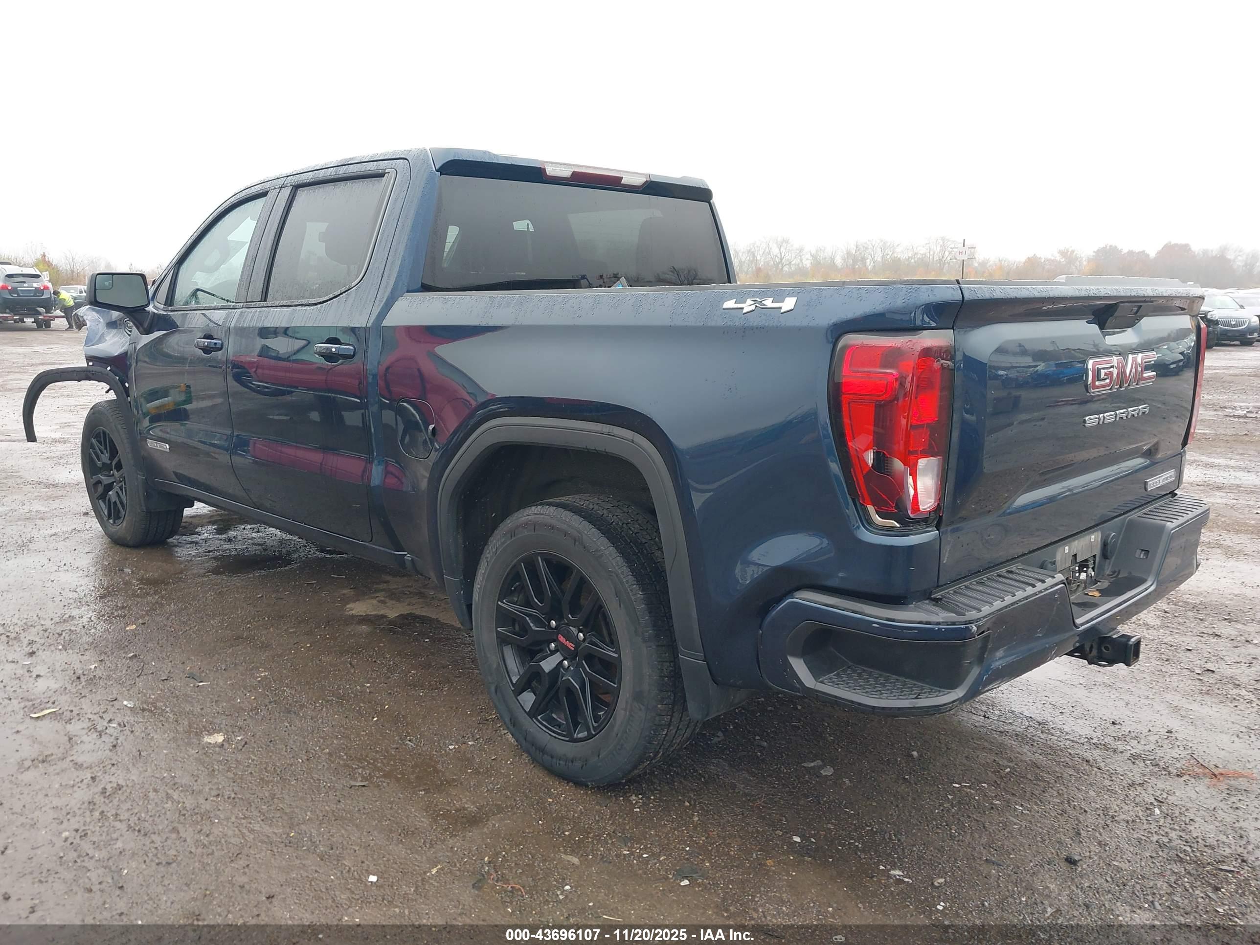 GMC SIERRA image 3