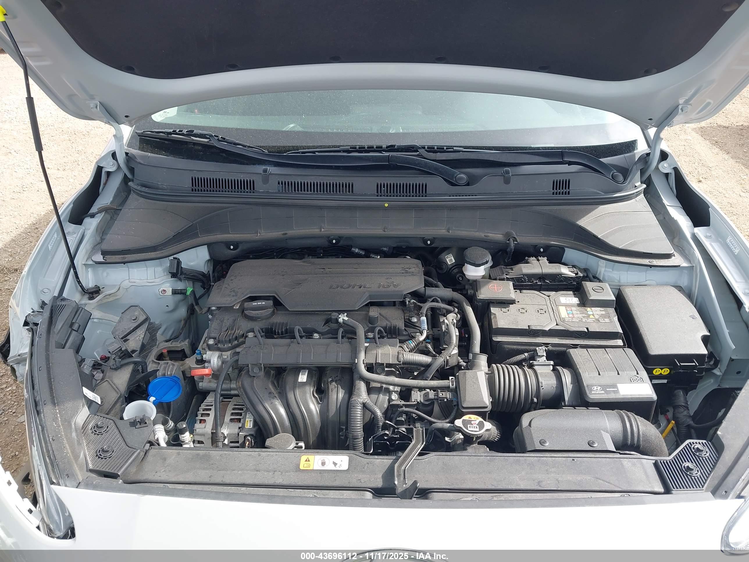 HYUNDAI KONA image 10