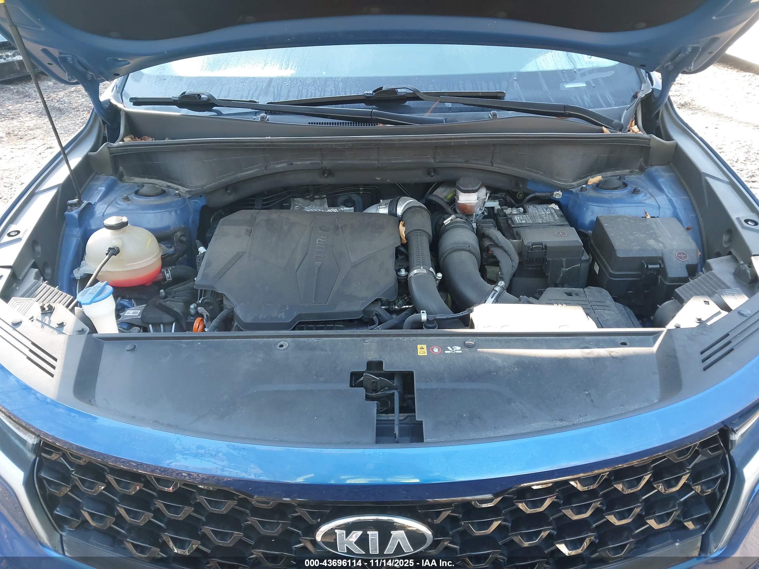 KIA SORENTO image 10