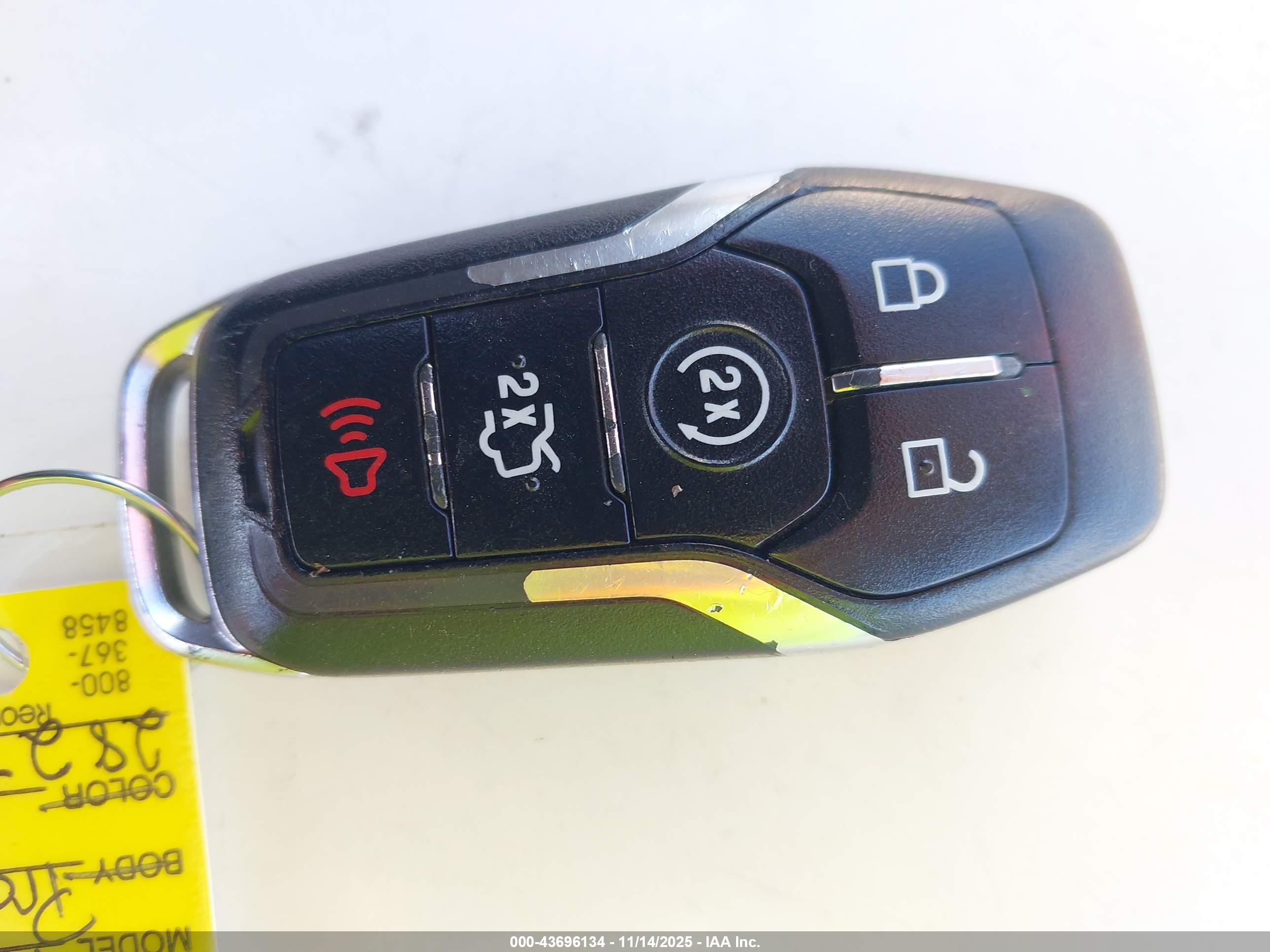 FORD FUSION image 11