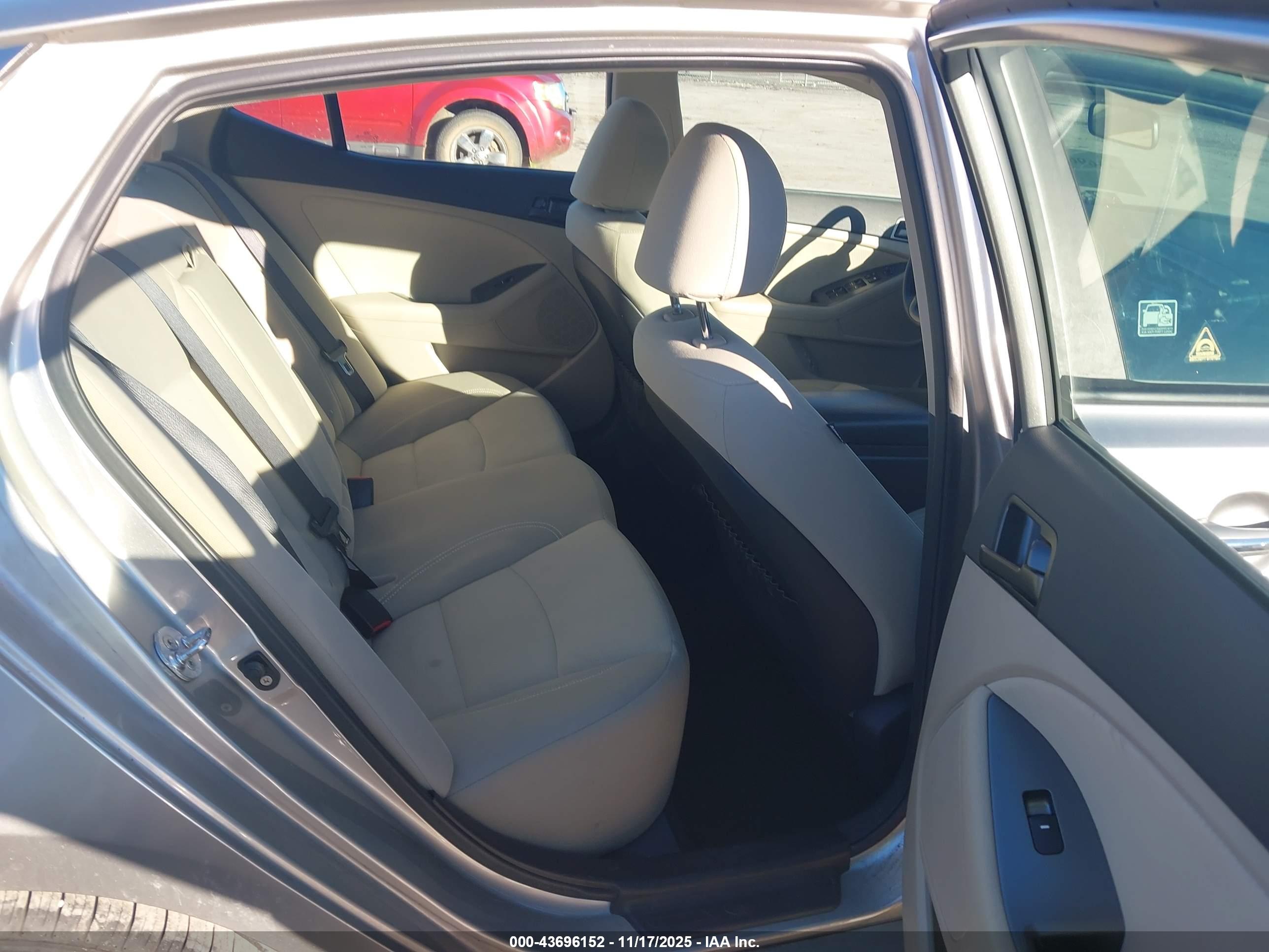 KIA OPTIMA image 8