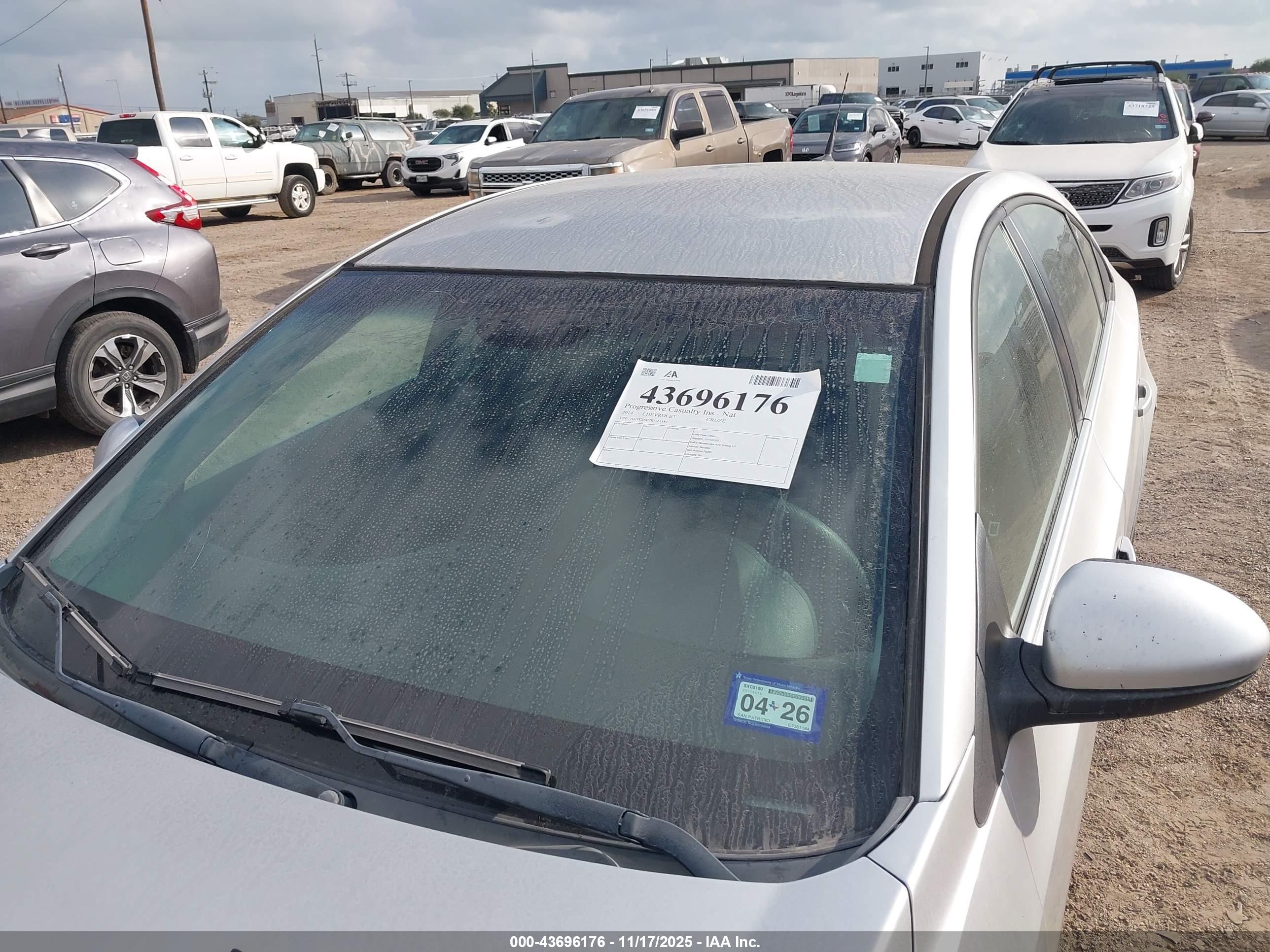 CHEVROLET CRUZE image 6
