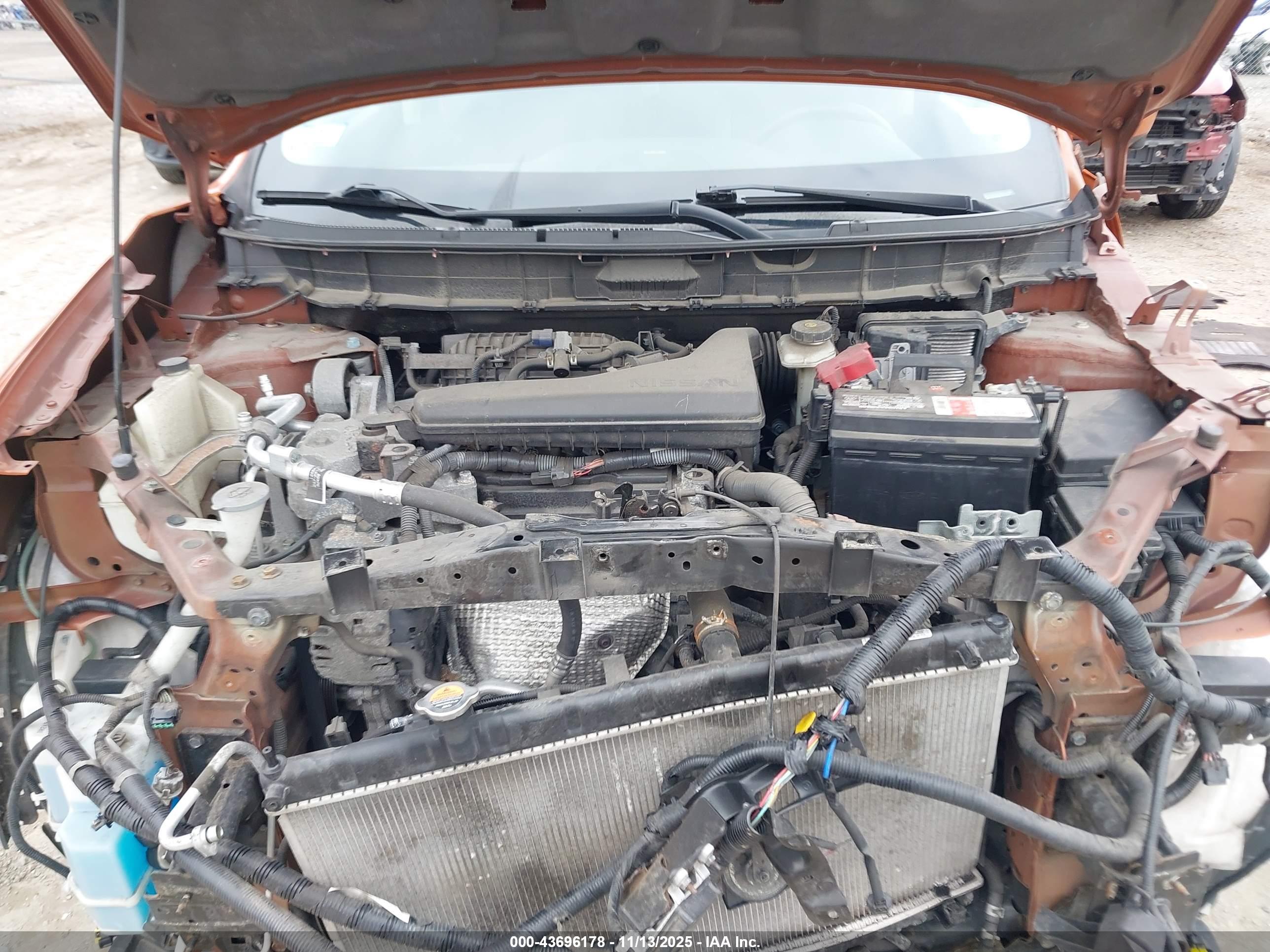 NISSAN ROGUE image 10