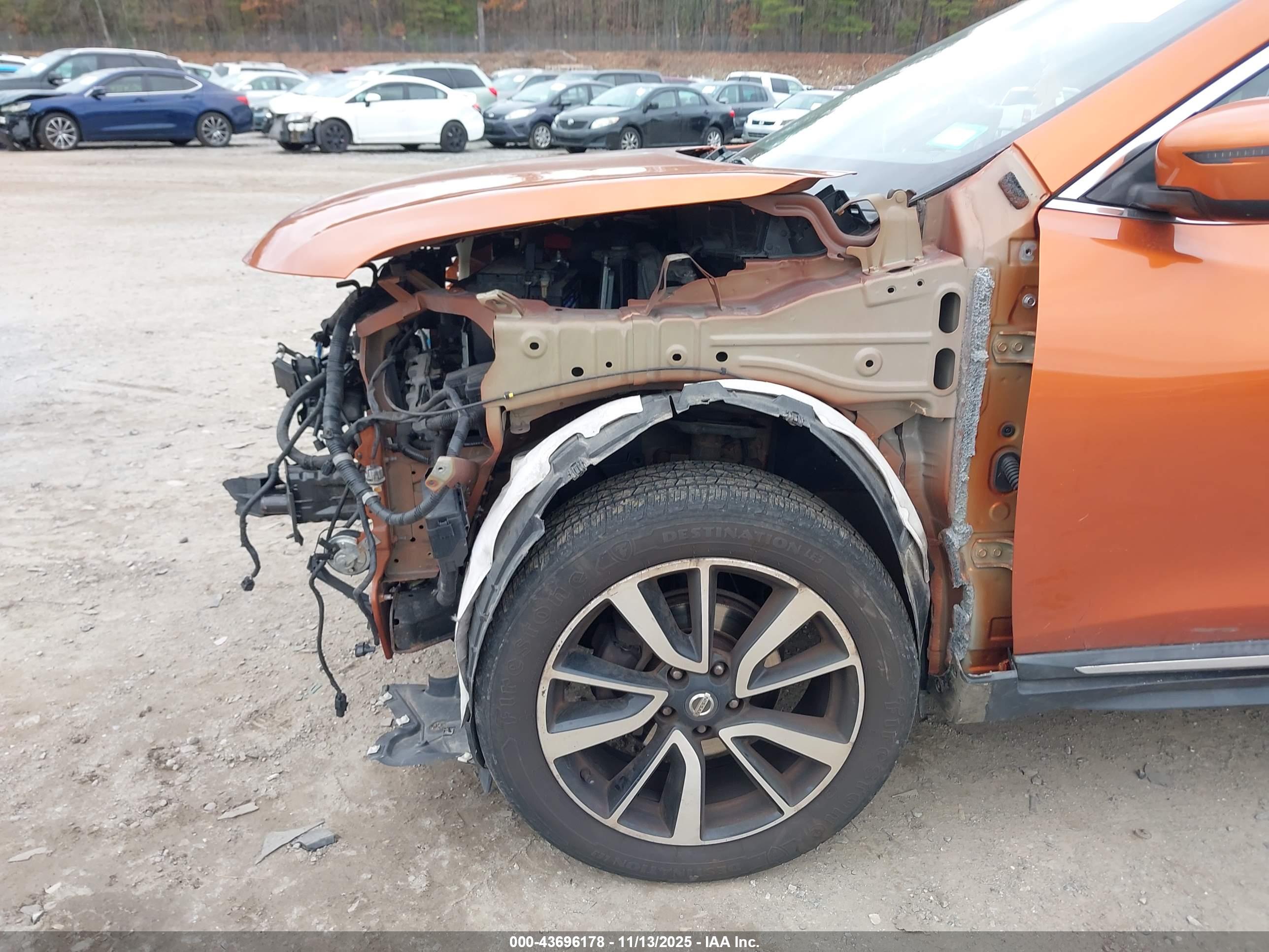 NISSAN ROGUE image 6