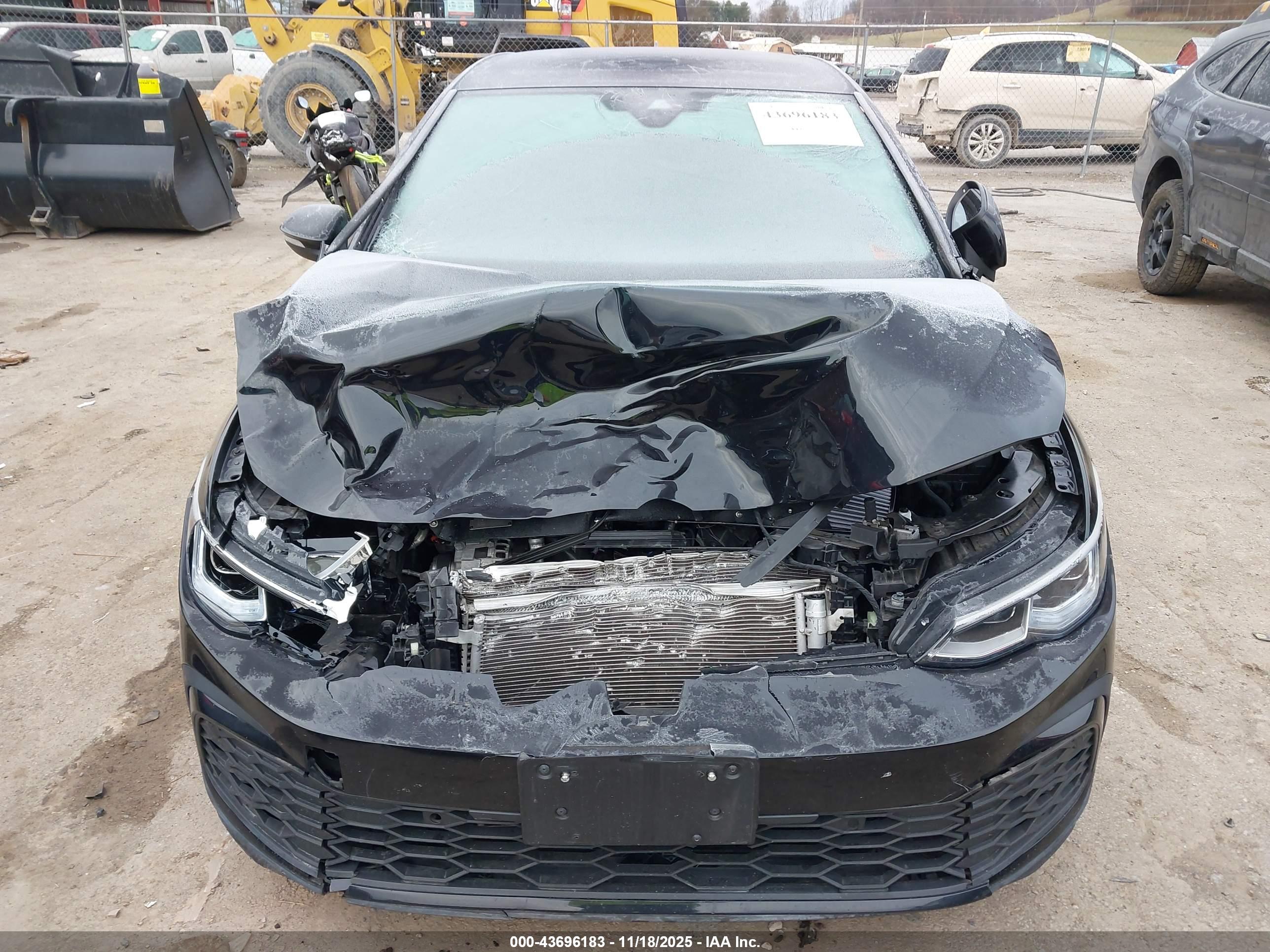 VOLKSWAGEN GOLF image 6