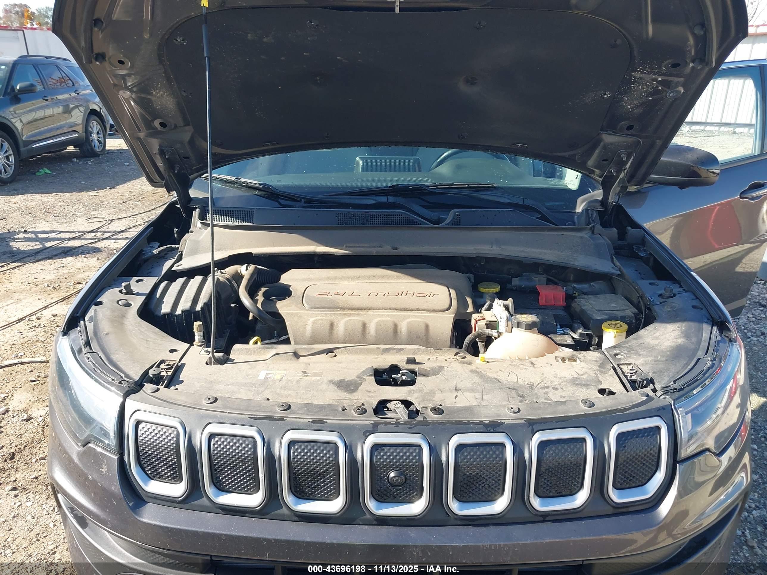 JEEP COMPASS image 10