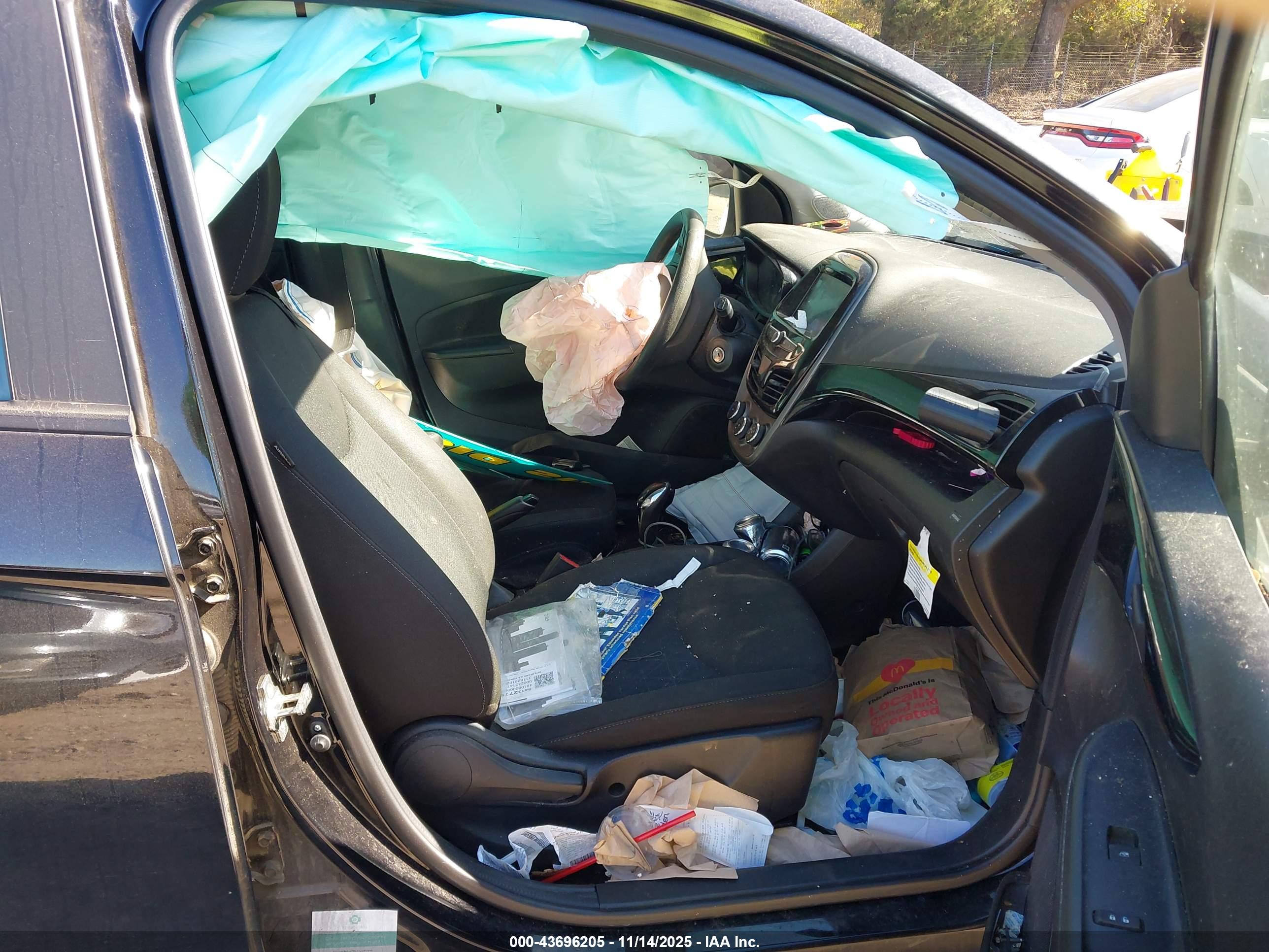 CHEVROLET SPARK image 5